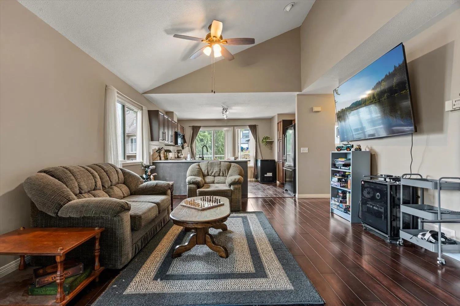 5260 Goldspring Place #1102
