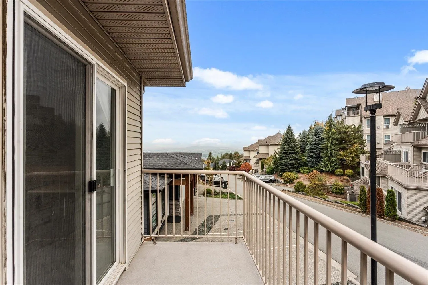 5260 Goldspring Place #1102