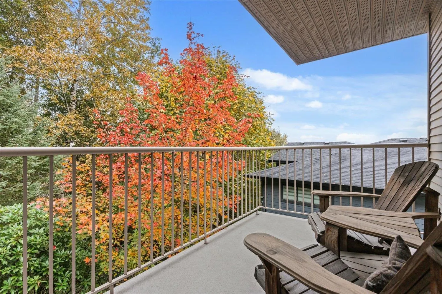 5260 Goldspring Place #1102