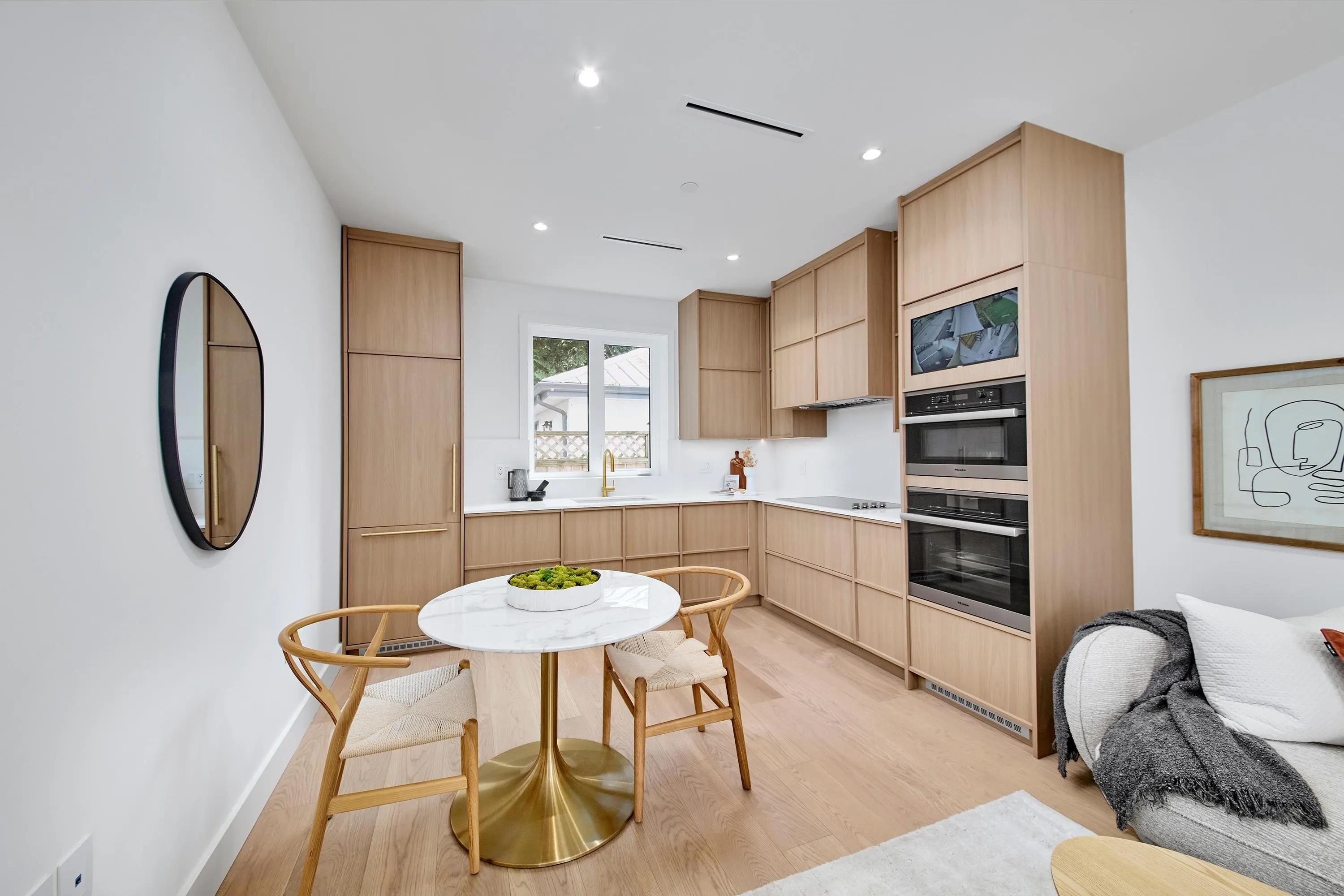 4659 W 11 Avenue #3