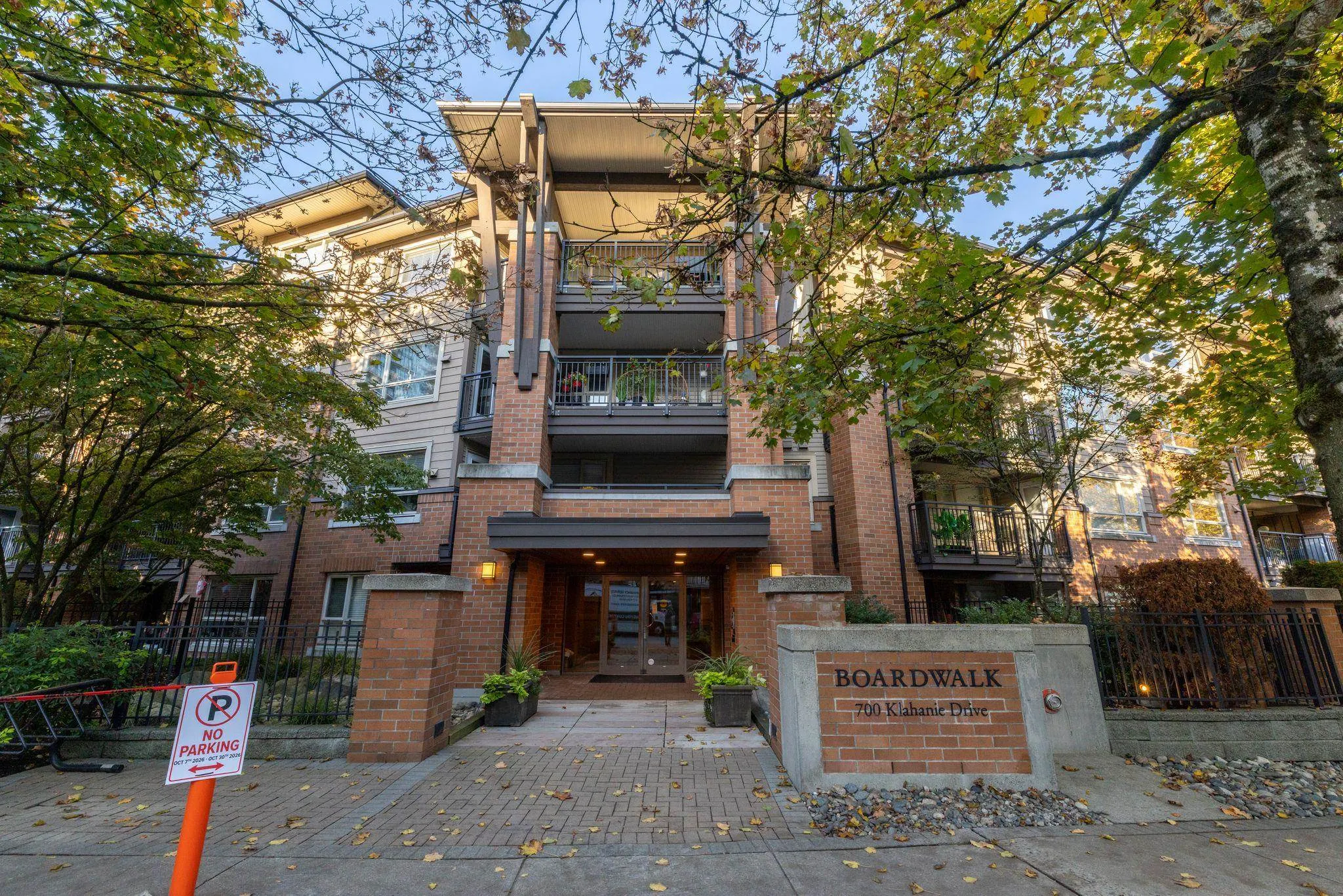 700 Klahanie Drive #205