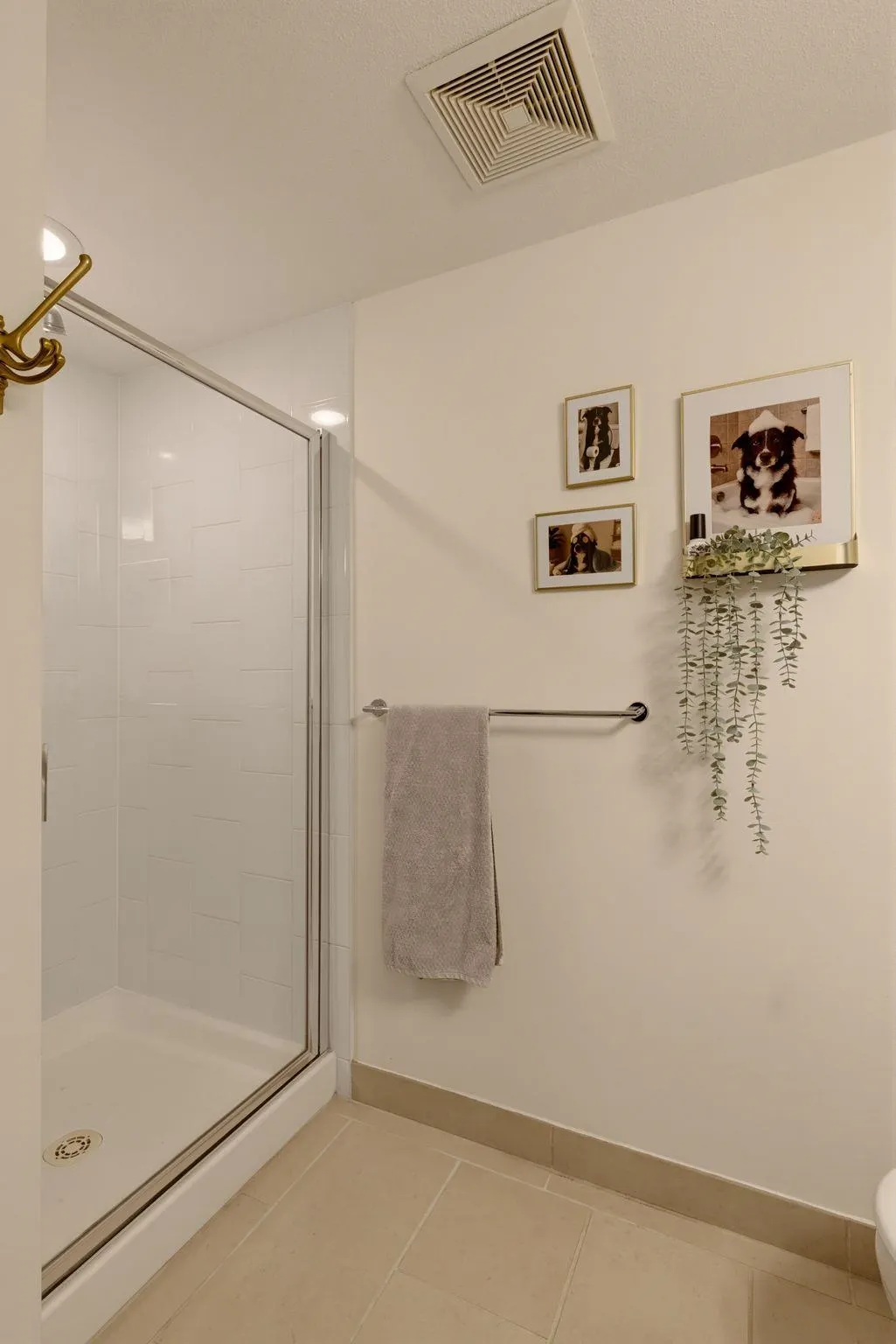 700 Klahanie Drive #205