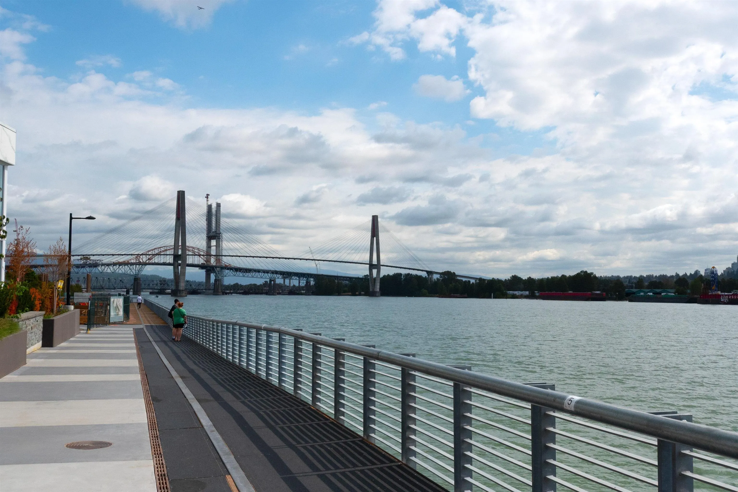 680 Quayside Drive #4004