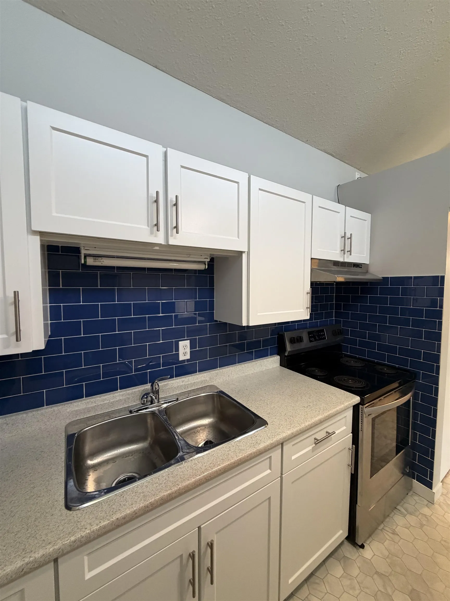 32733 Broadway East Street #307