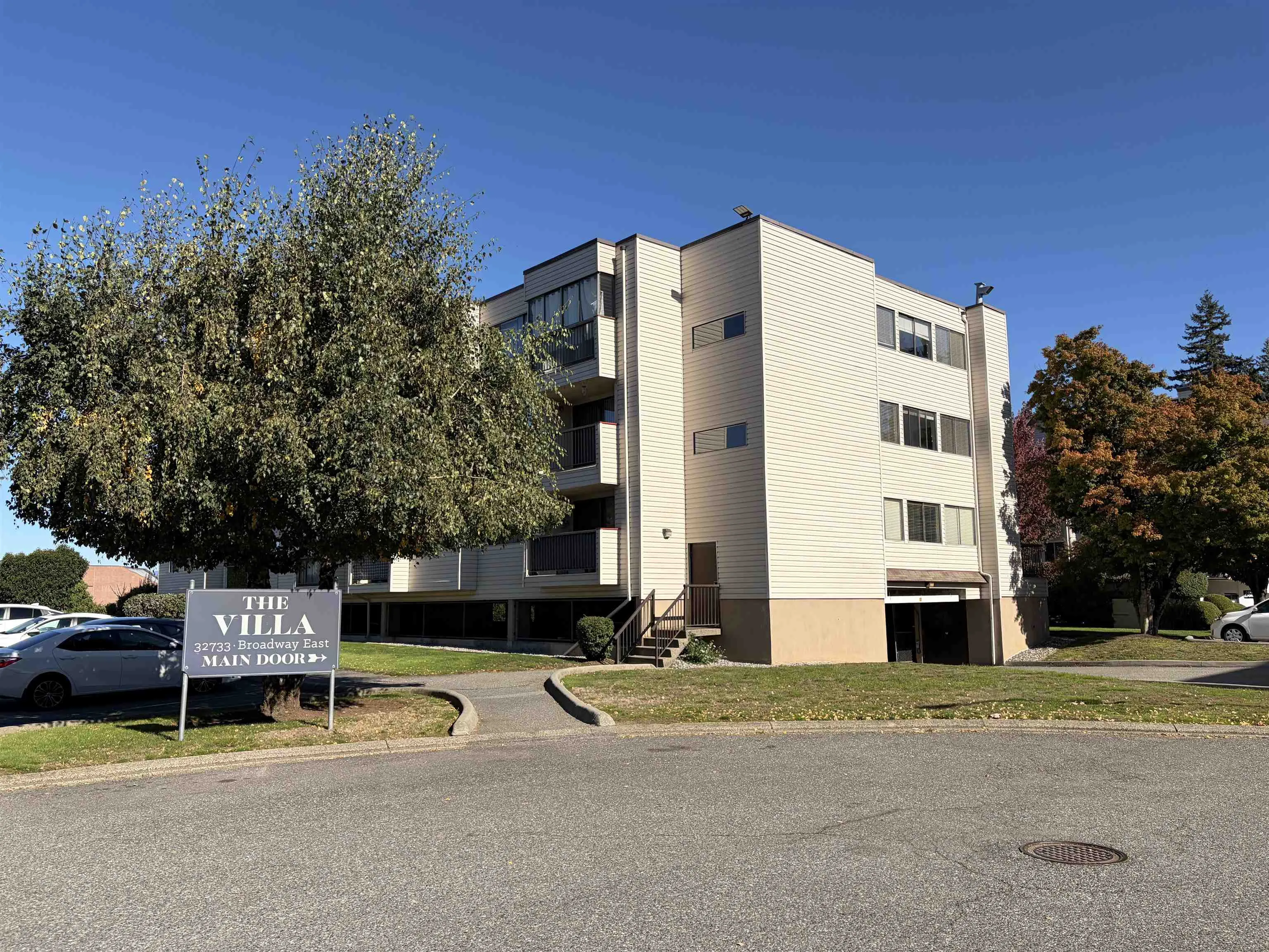 32733 Broadway East Street #307