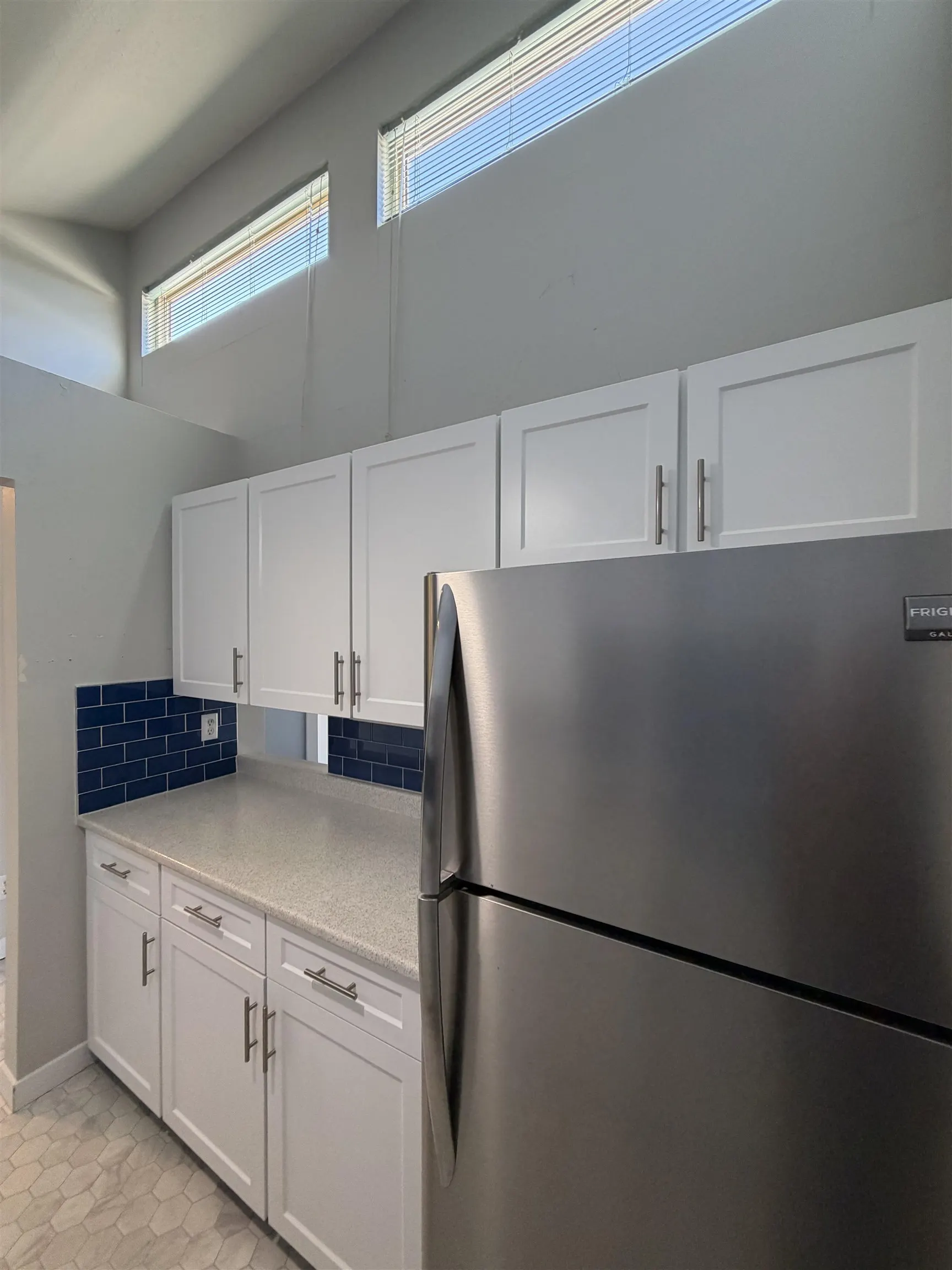 32733 Broadway East Street #307