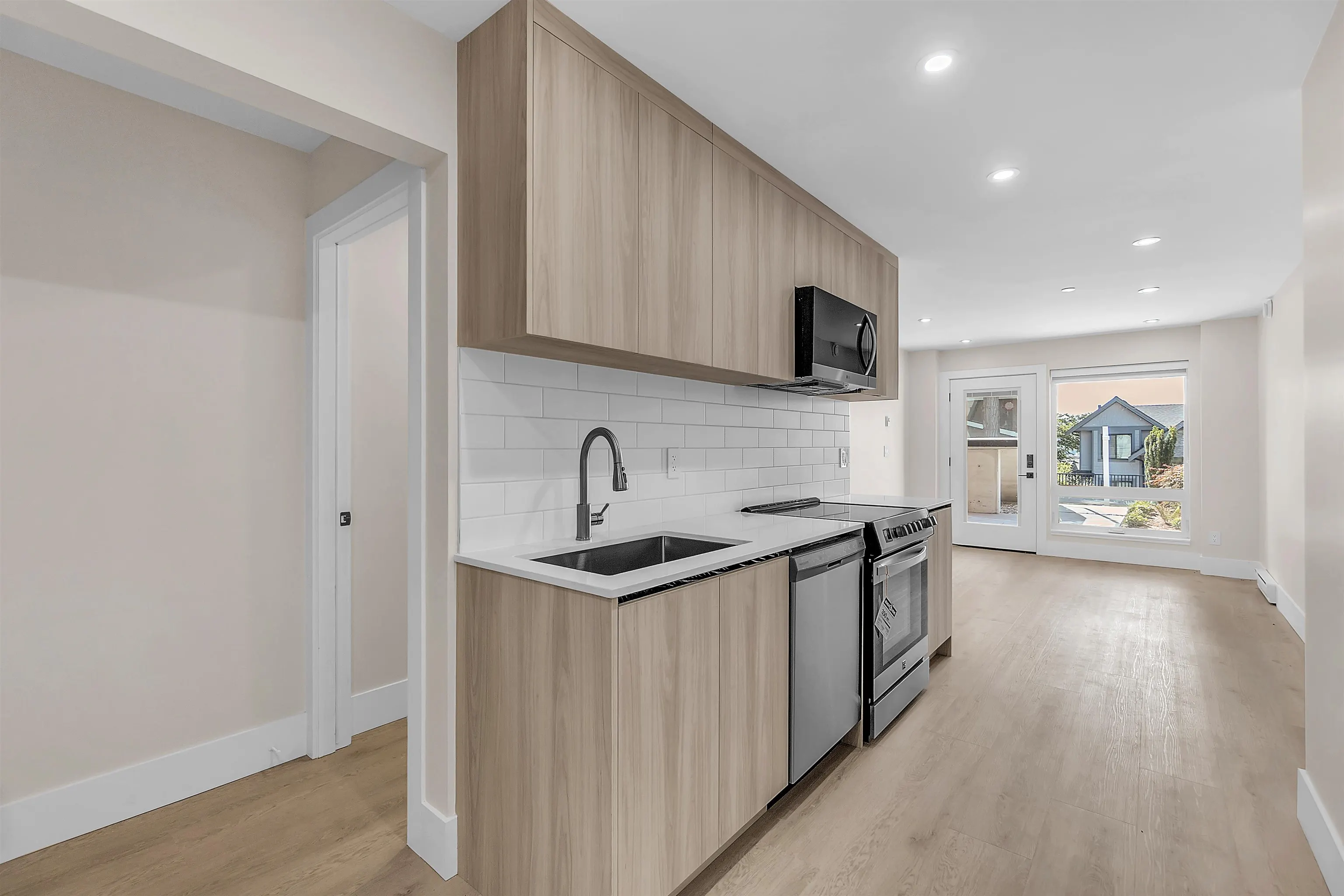 504 E 5th Street