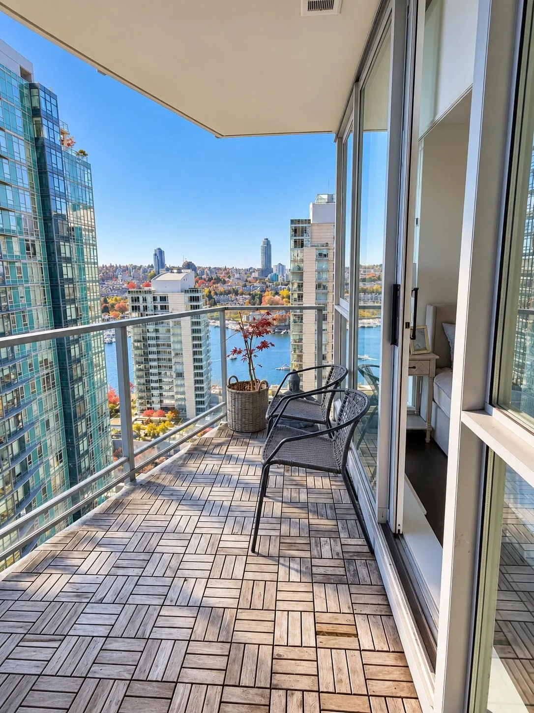 1408 Strathmore Mews #2501