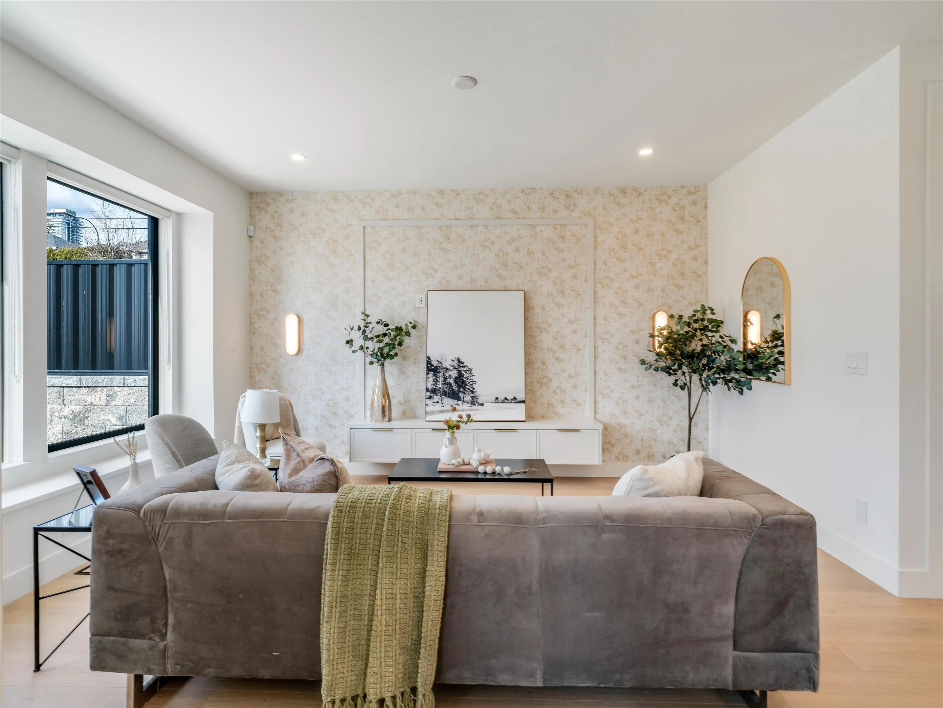 359 Laval Street #103