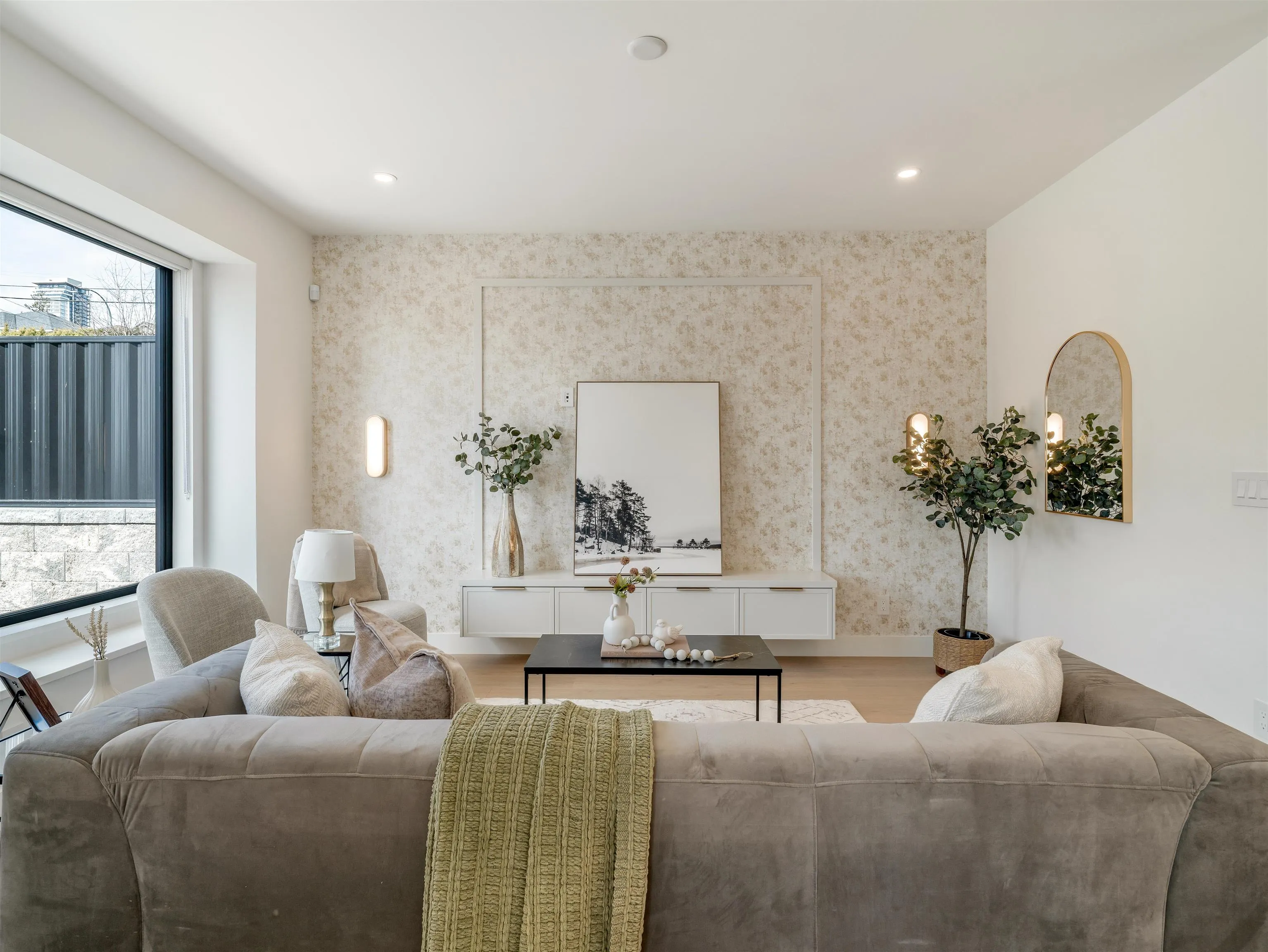 359 Laval Street #103
