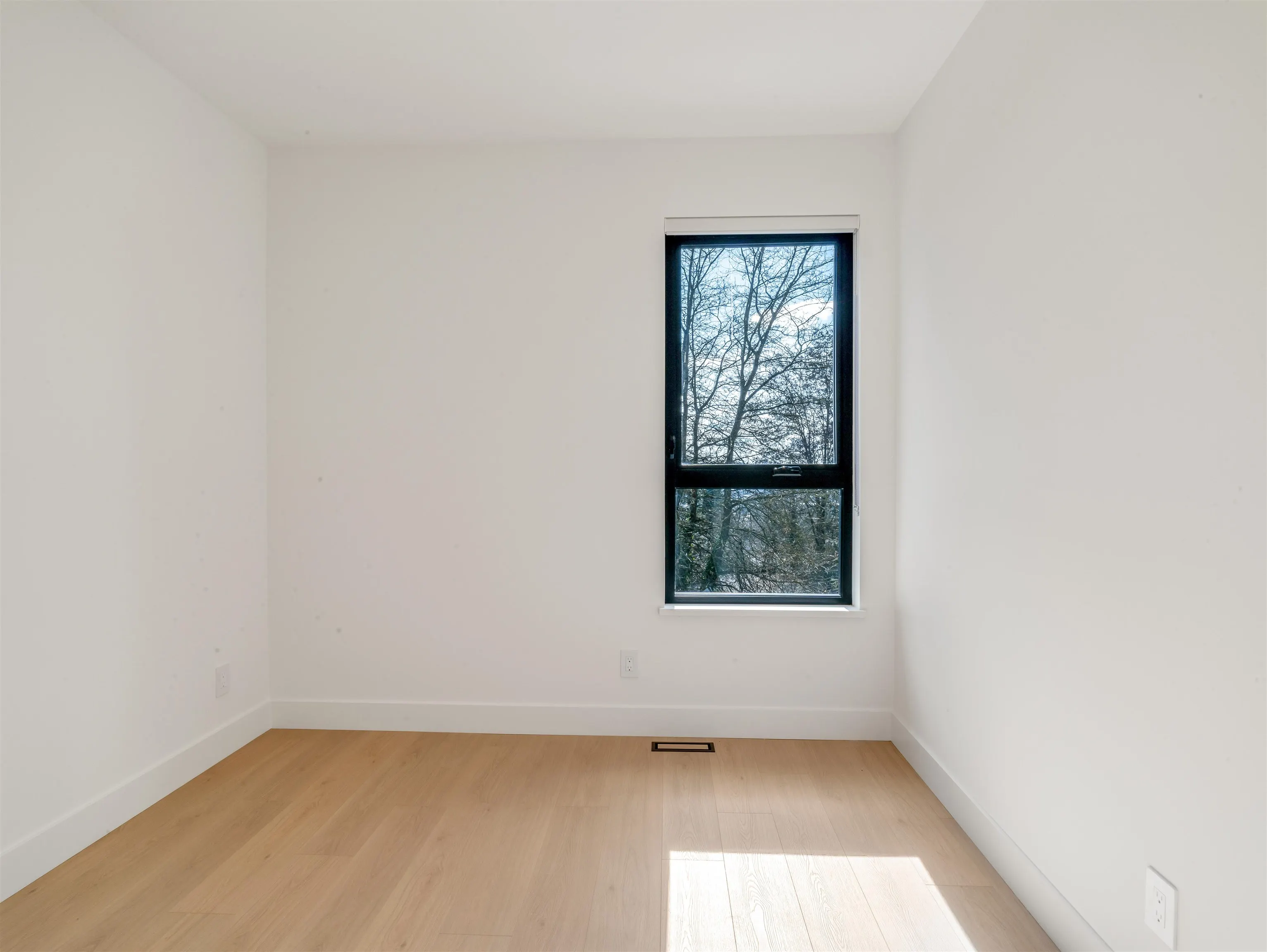 359 Laval Street #103