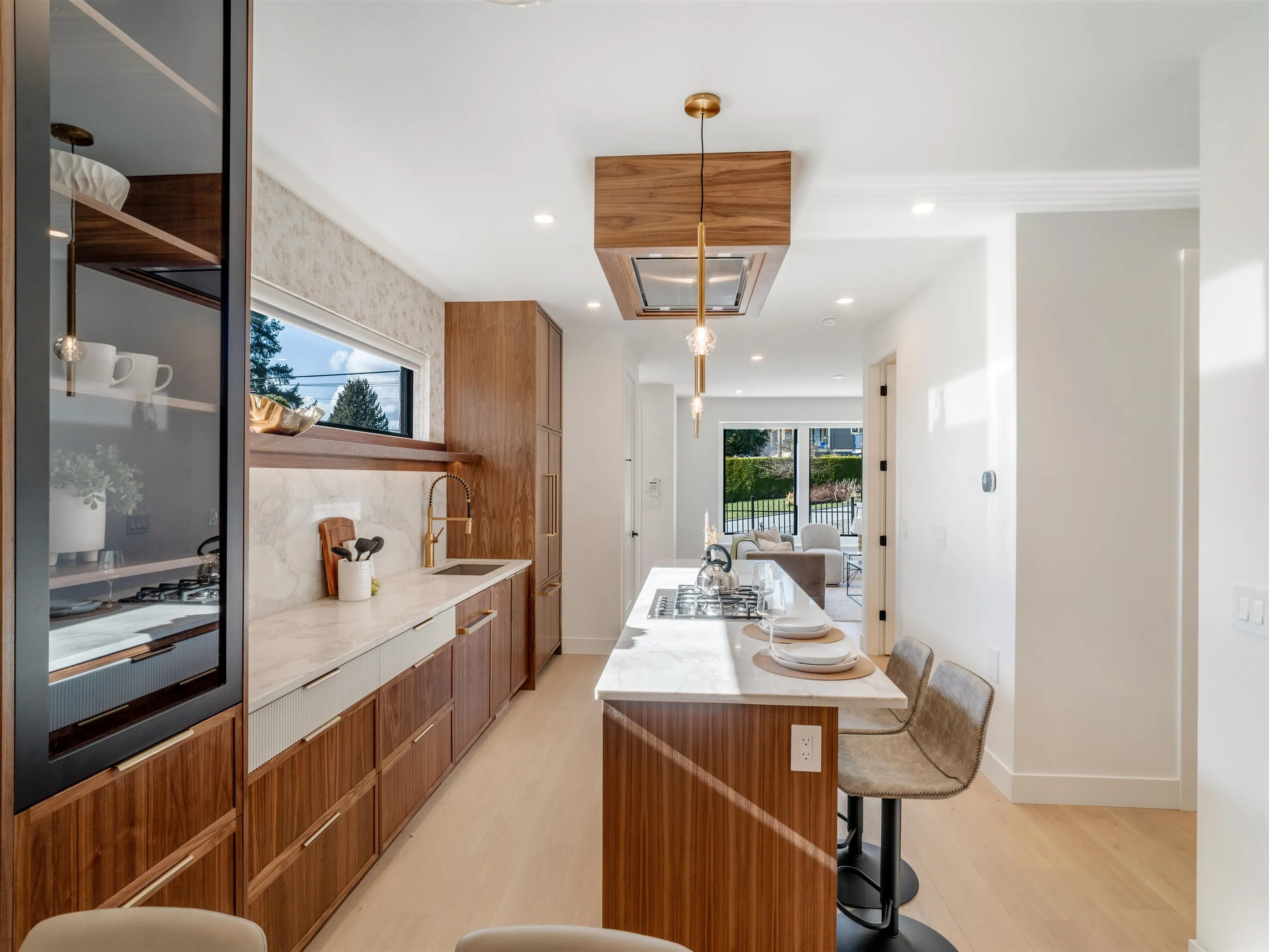 359 Laval Street #103