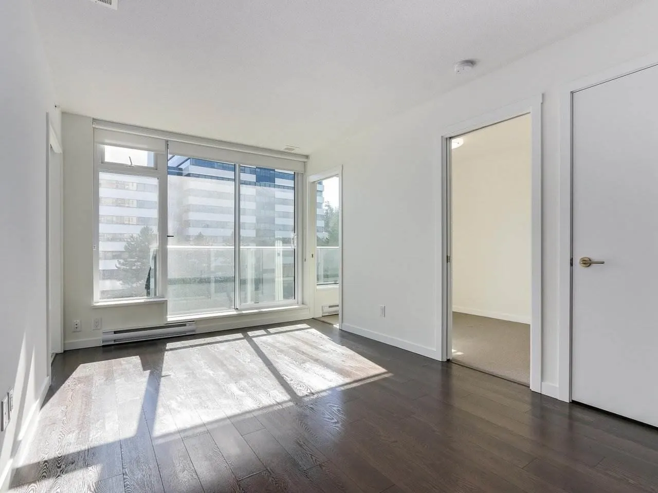 5665 Boundary Road #916