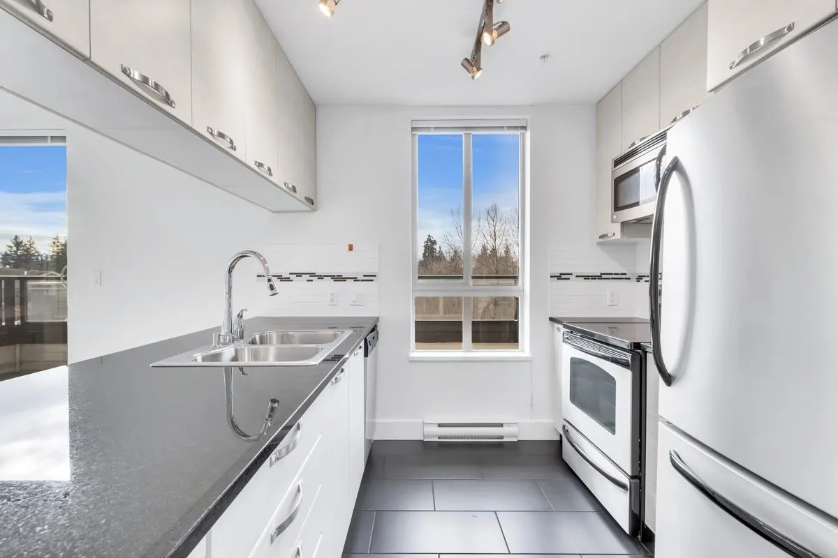 7418 Byrnepark Walk #417