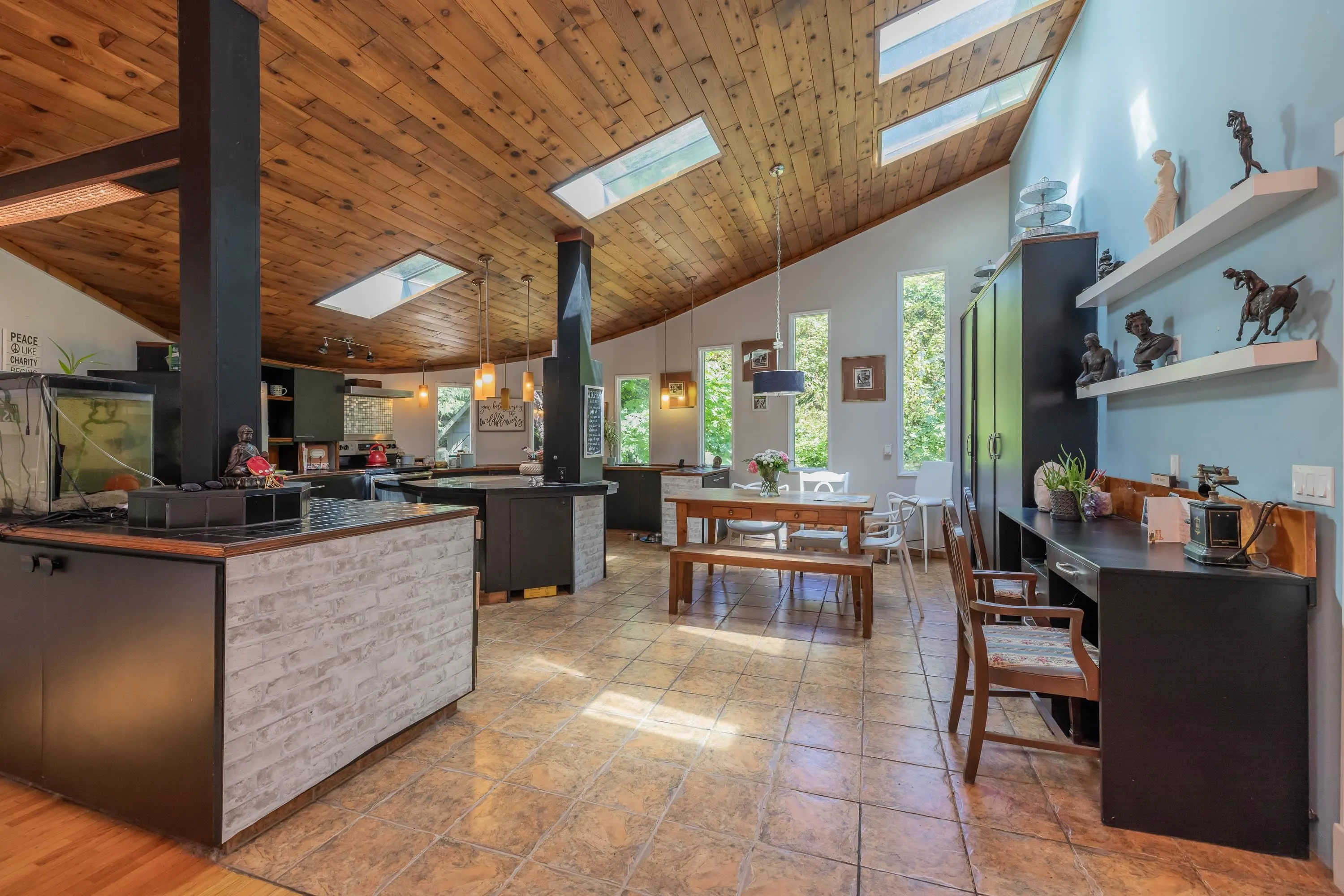 23942 Fern Crescent