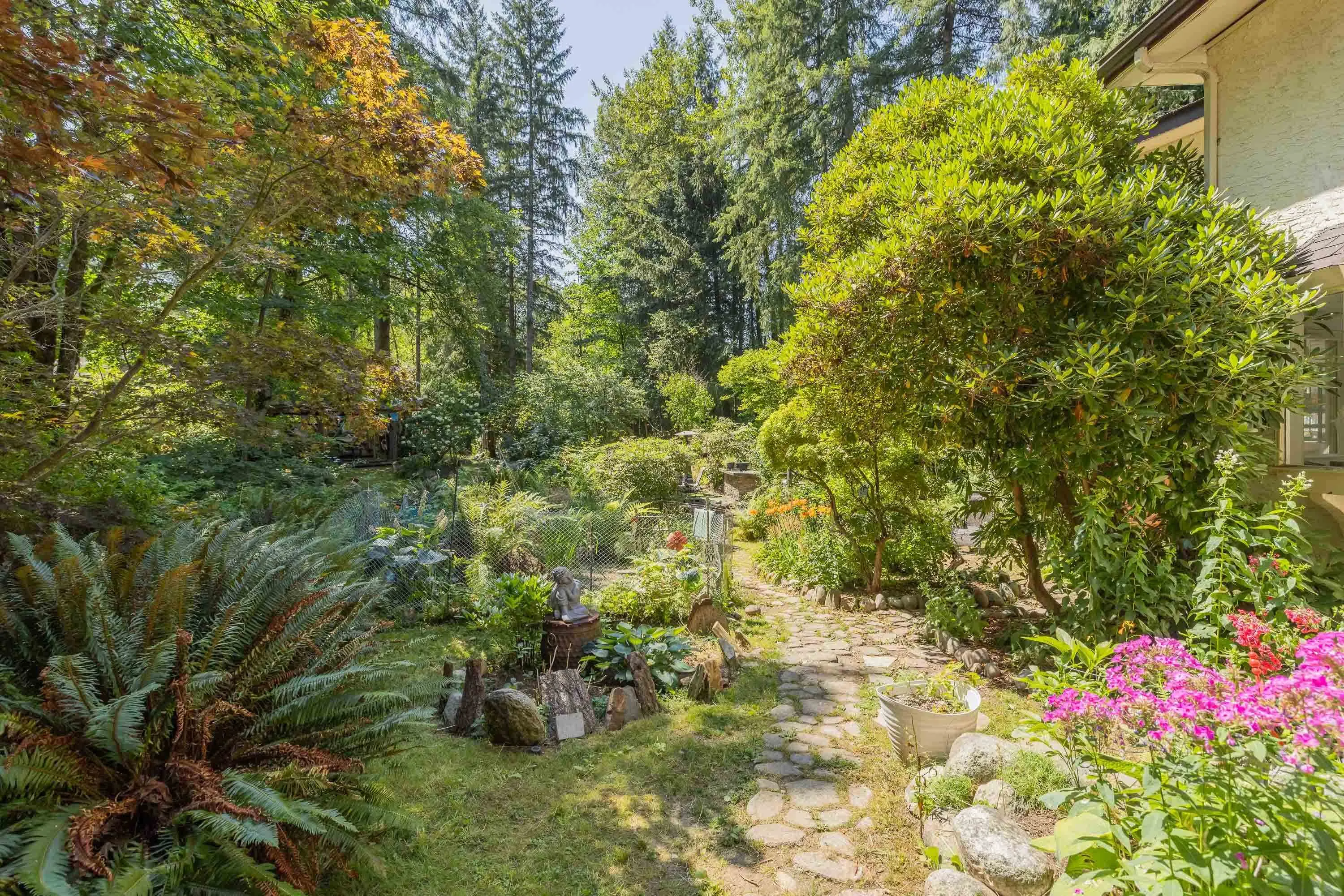 23942 Fern Crescent