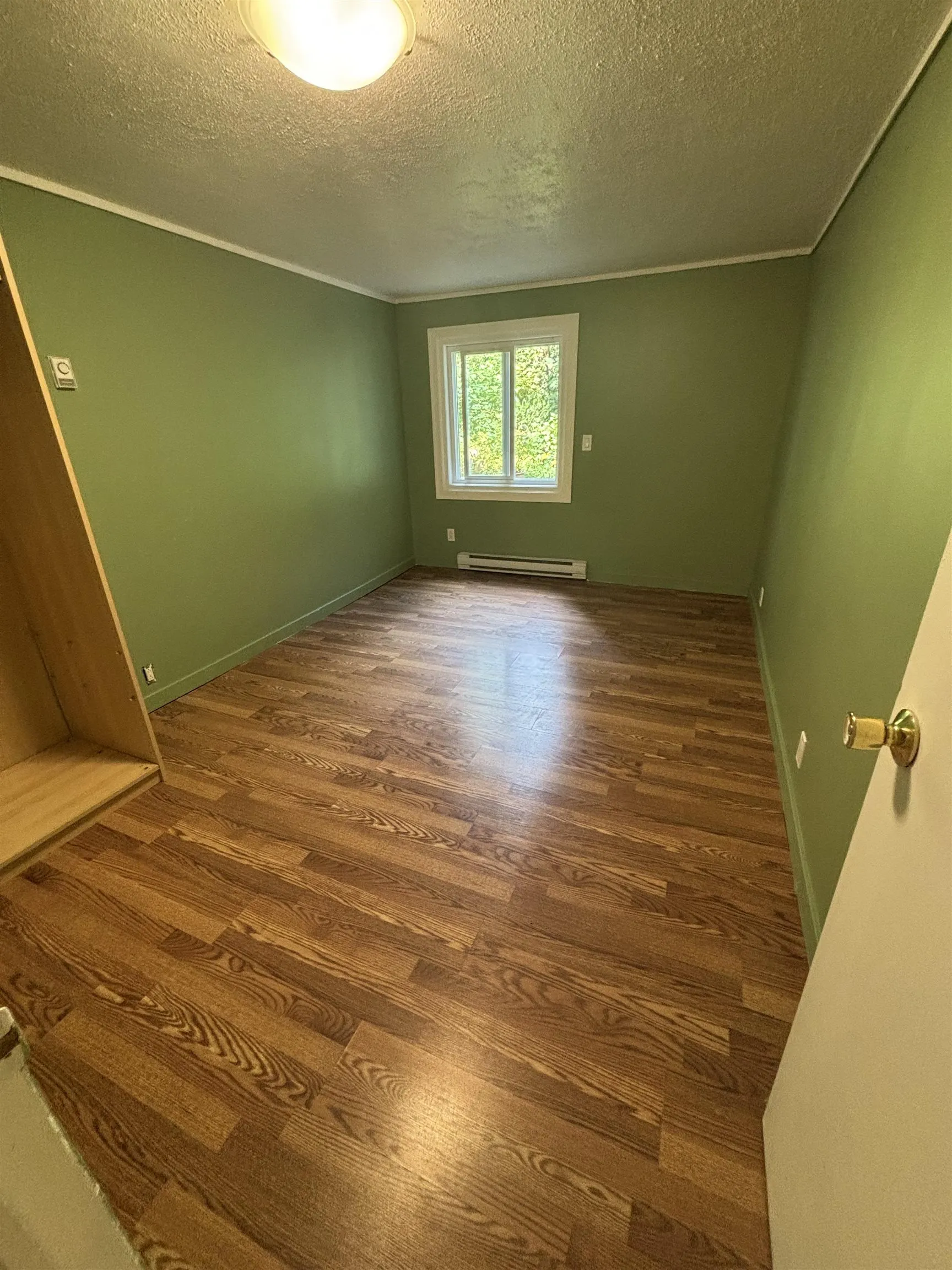 23942 Fern Crescent