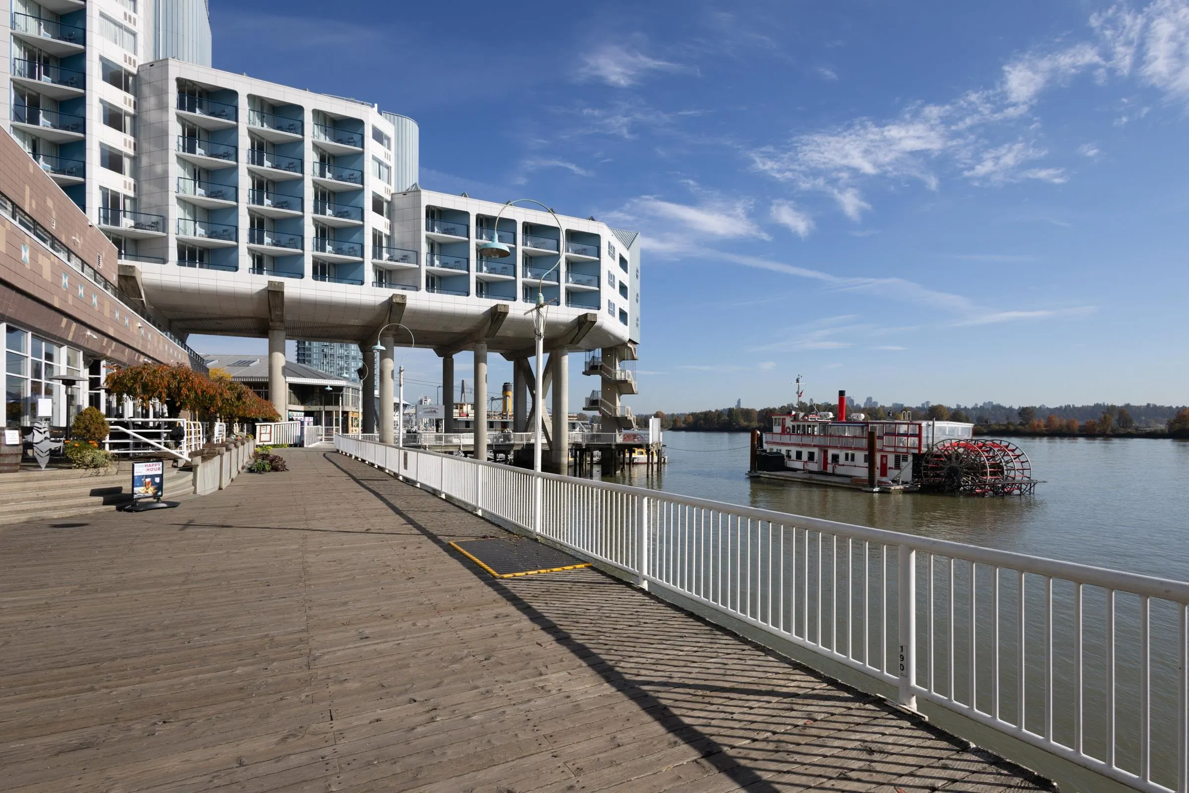 908 Quayside Drive #1607