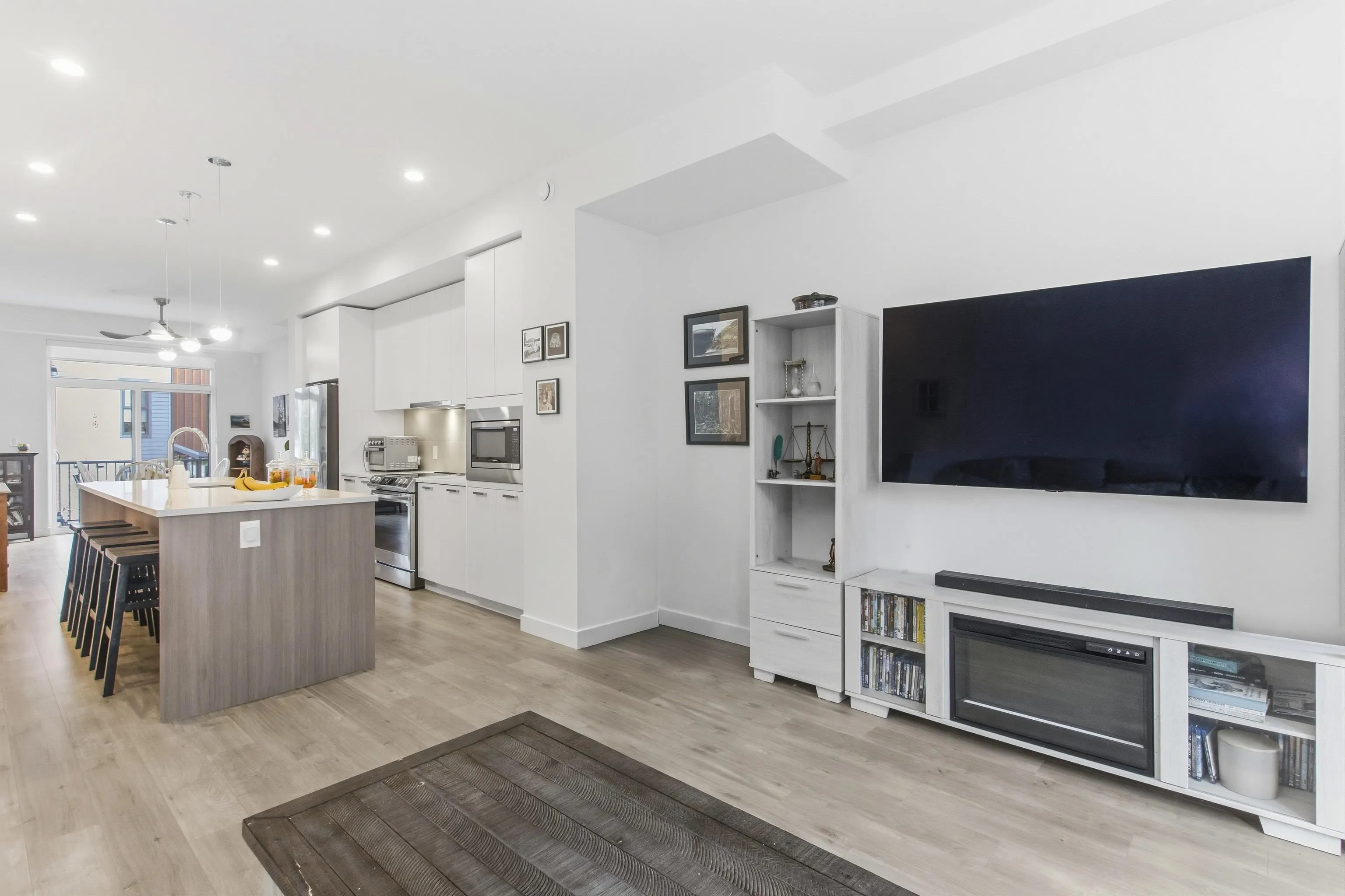 351 Copper Drive #18