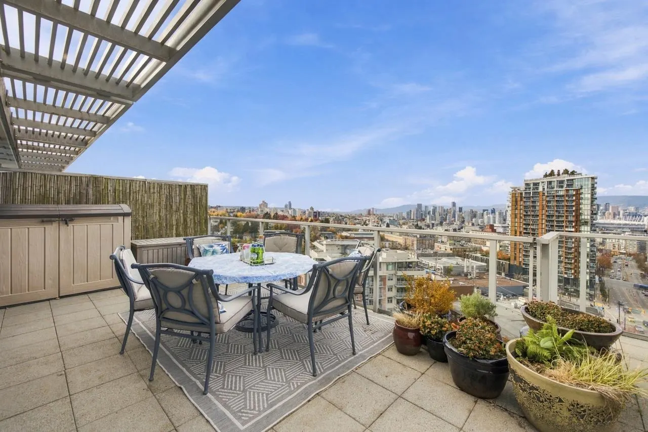 2770 Sophia Street #1204