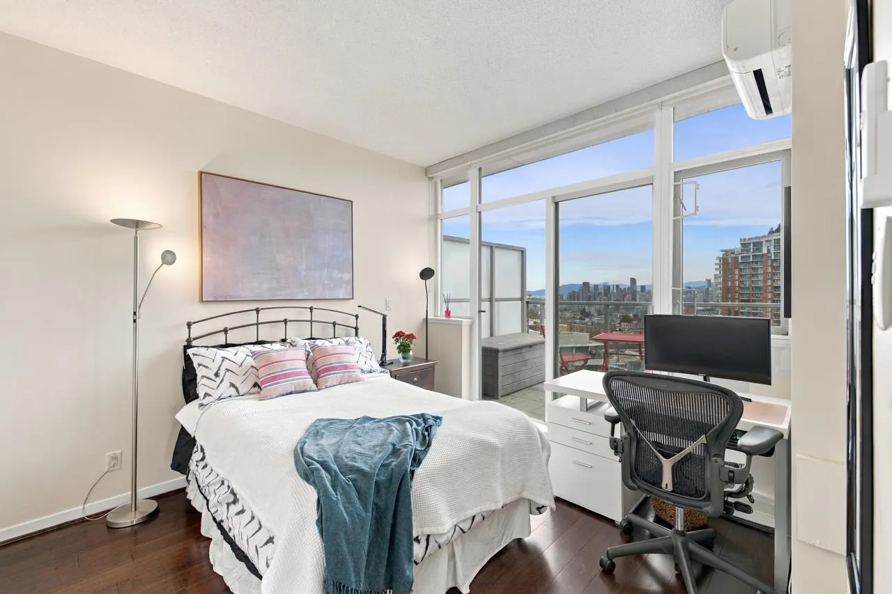 2770 Sophia Street #1204