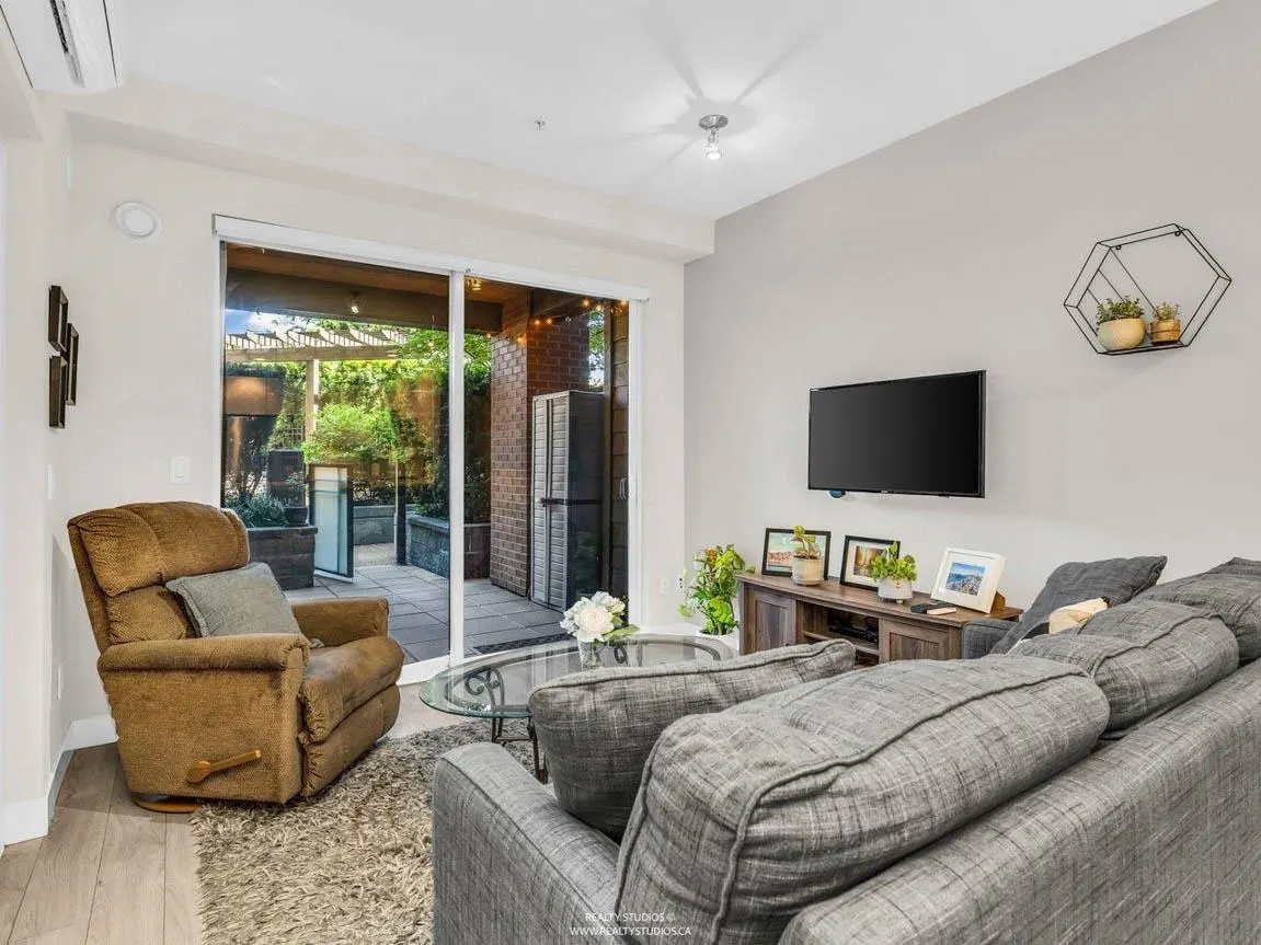 723 W 3rd Street #117