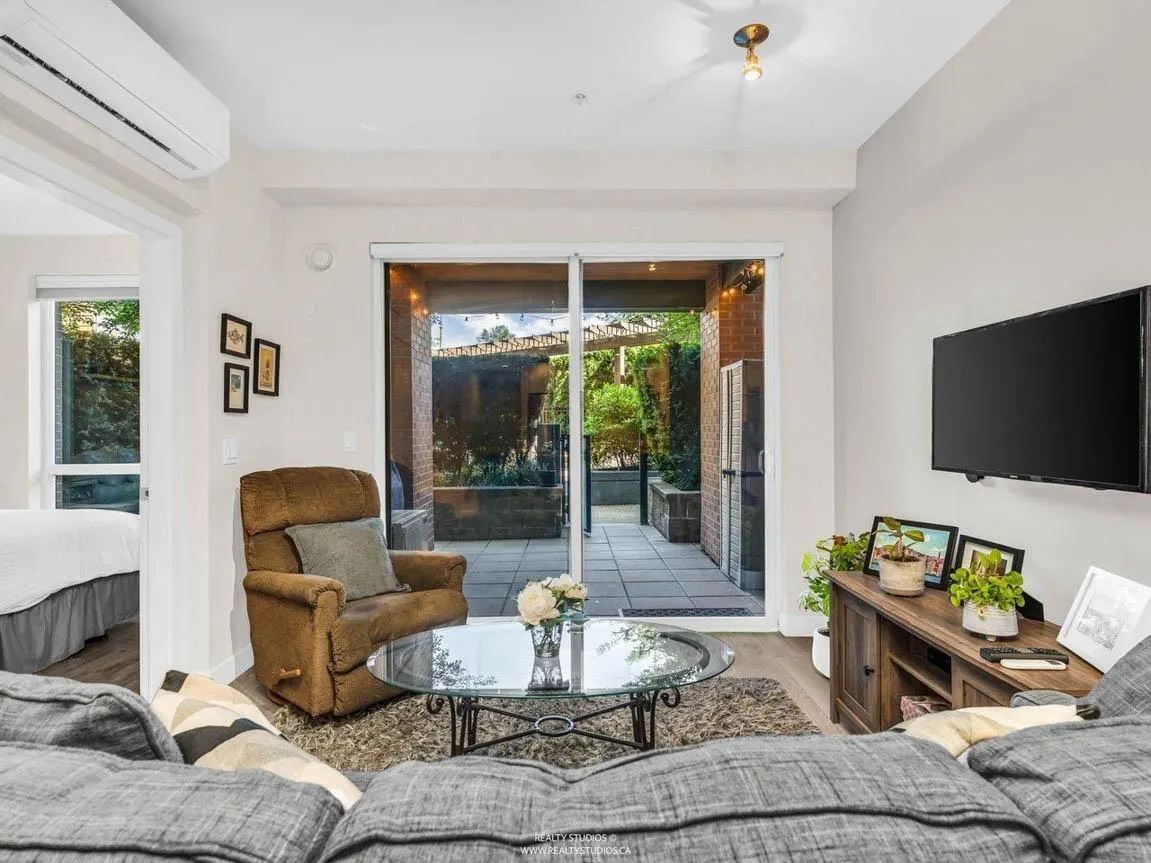 723 W 3rd Street #117