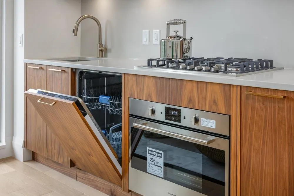 2550 Garden Drive #410