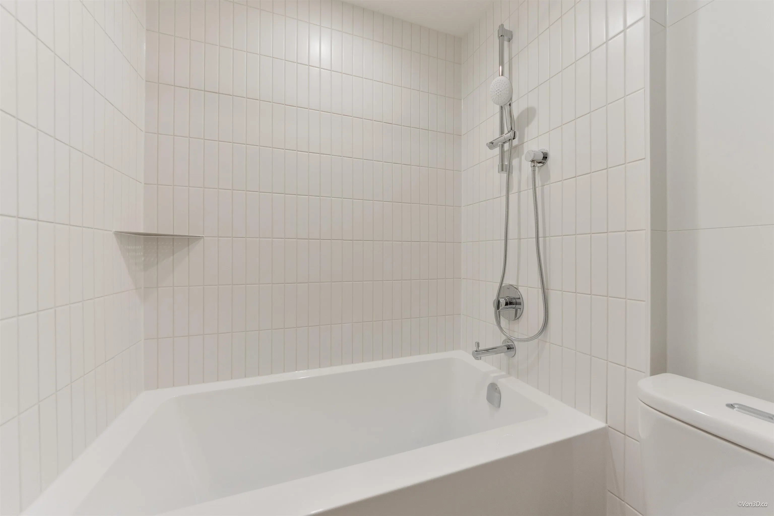 588 Harrison Avenue #102