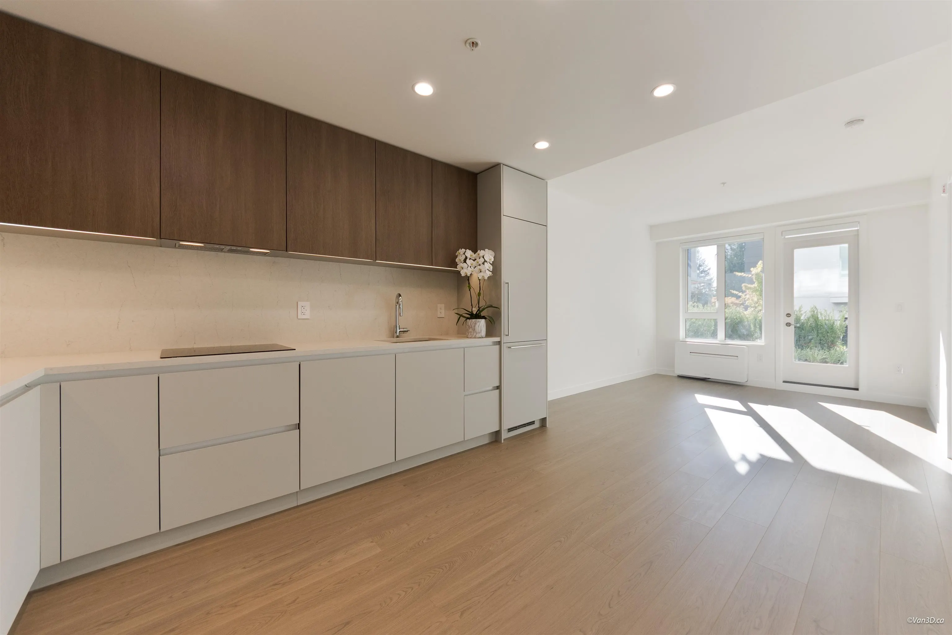 588 Harrison Avenue #102