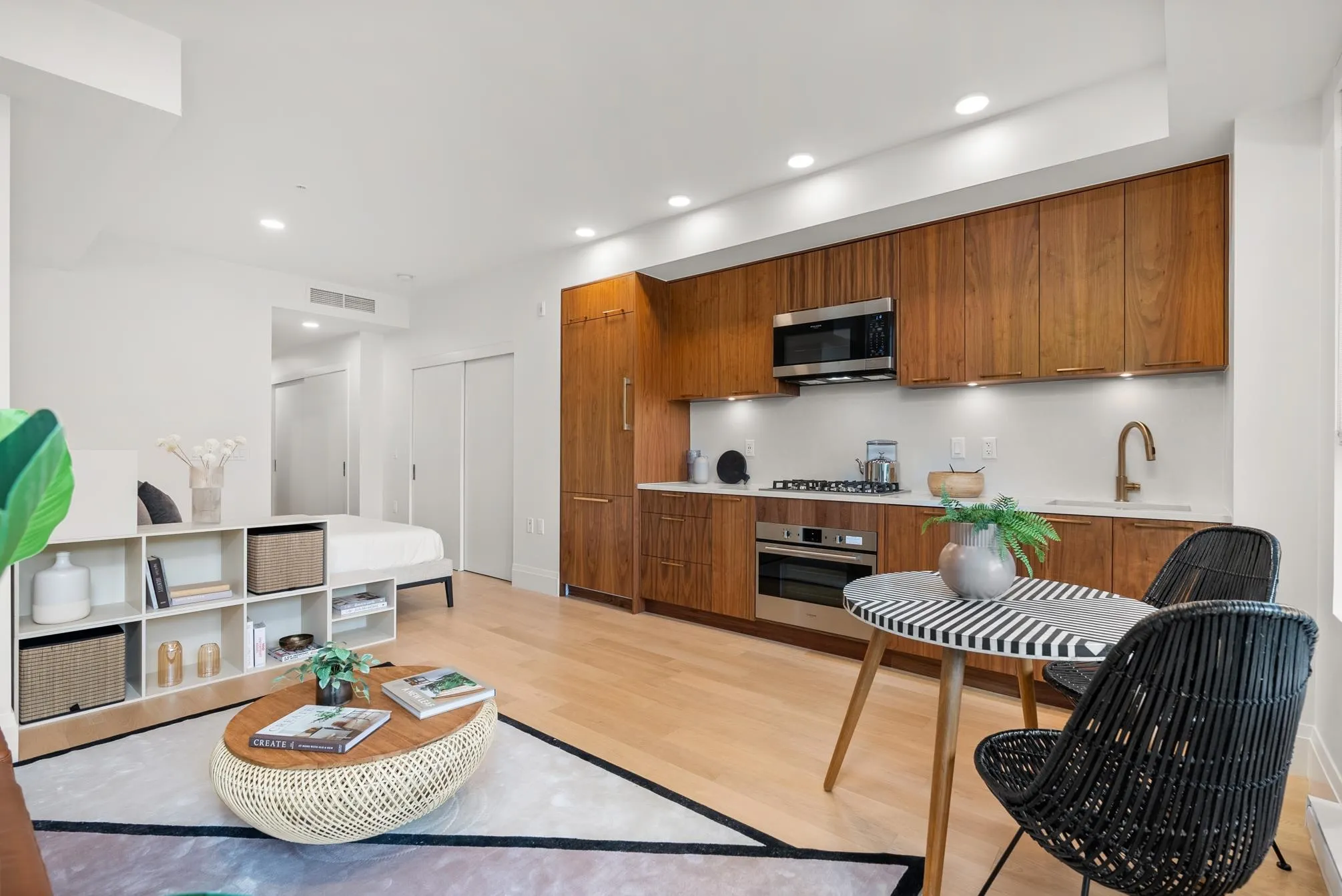 2550 Garden Drive #106