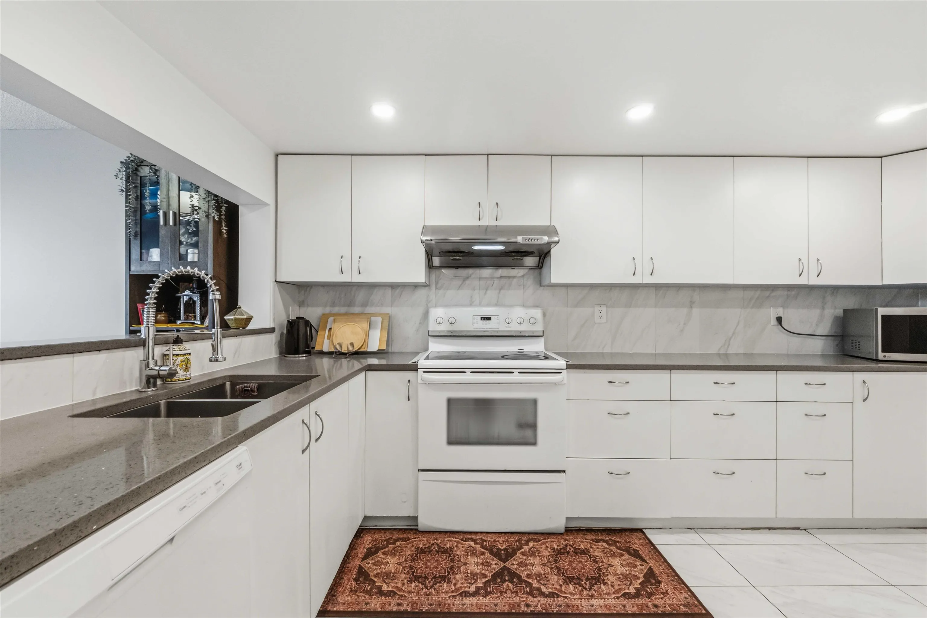 14881 103a Avenue #706