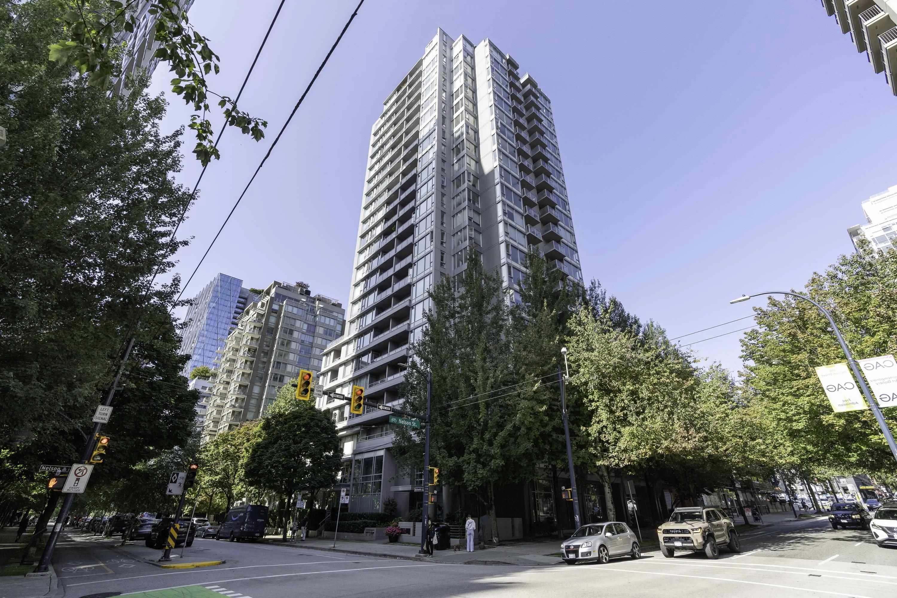 1001 Richards Street #1702