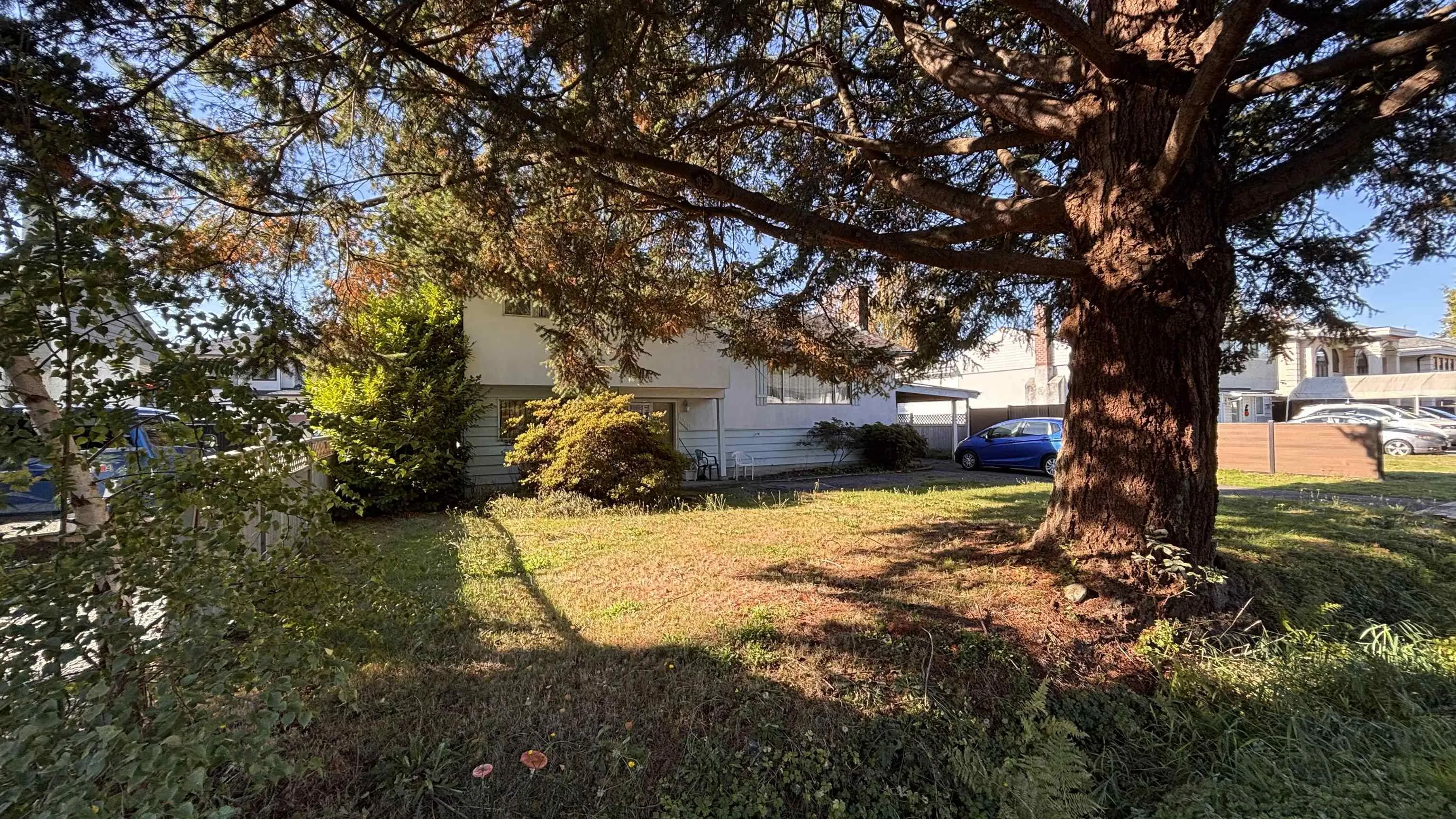 10471 Seaham Crescent