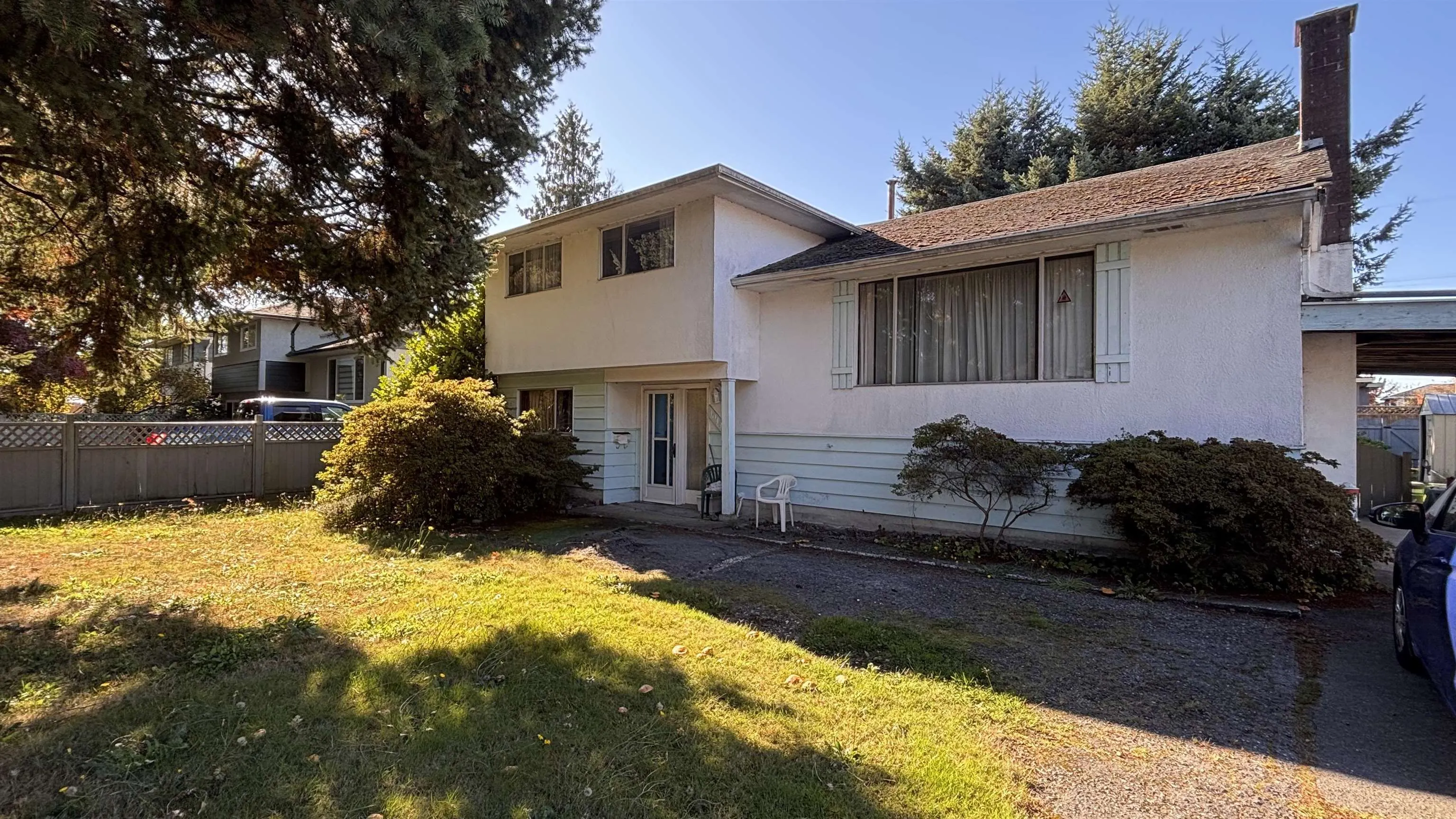 10471 Seaham Crescent