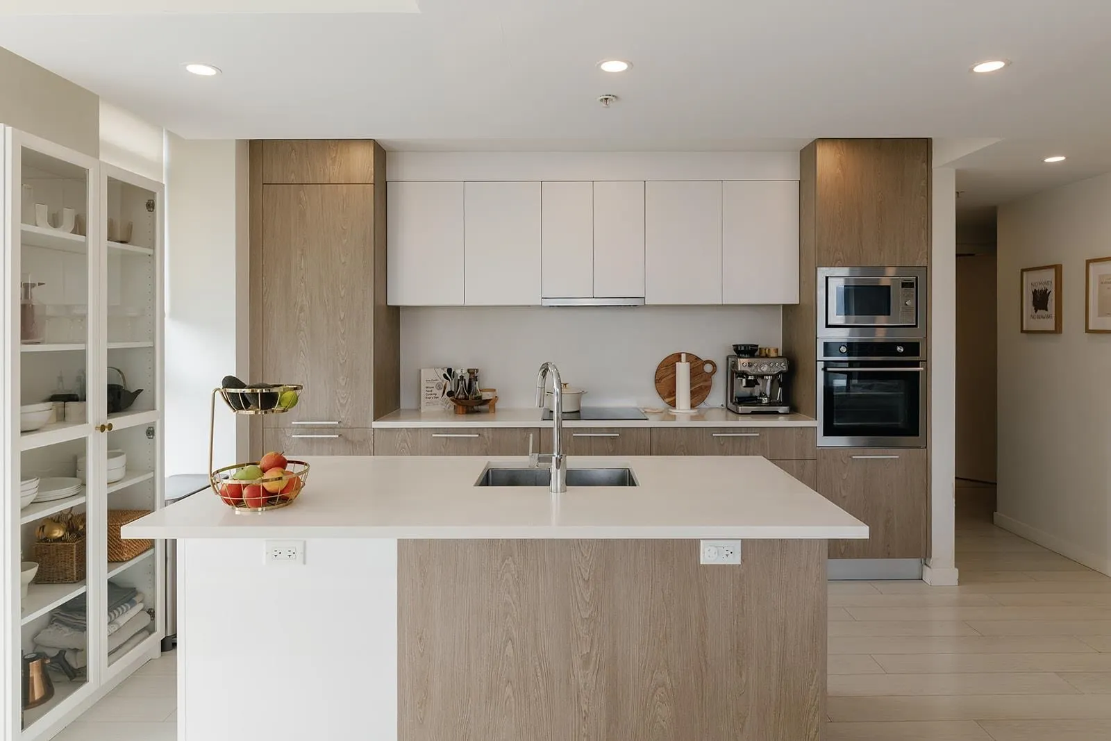285 E 10th Avenue #305