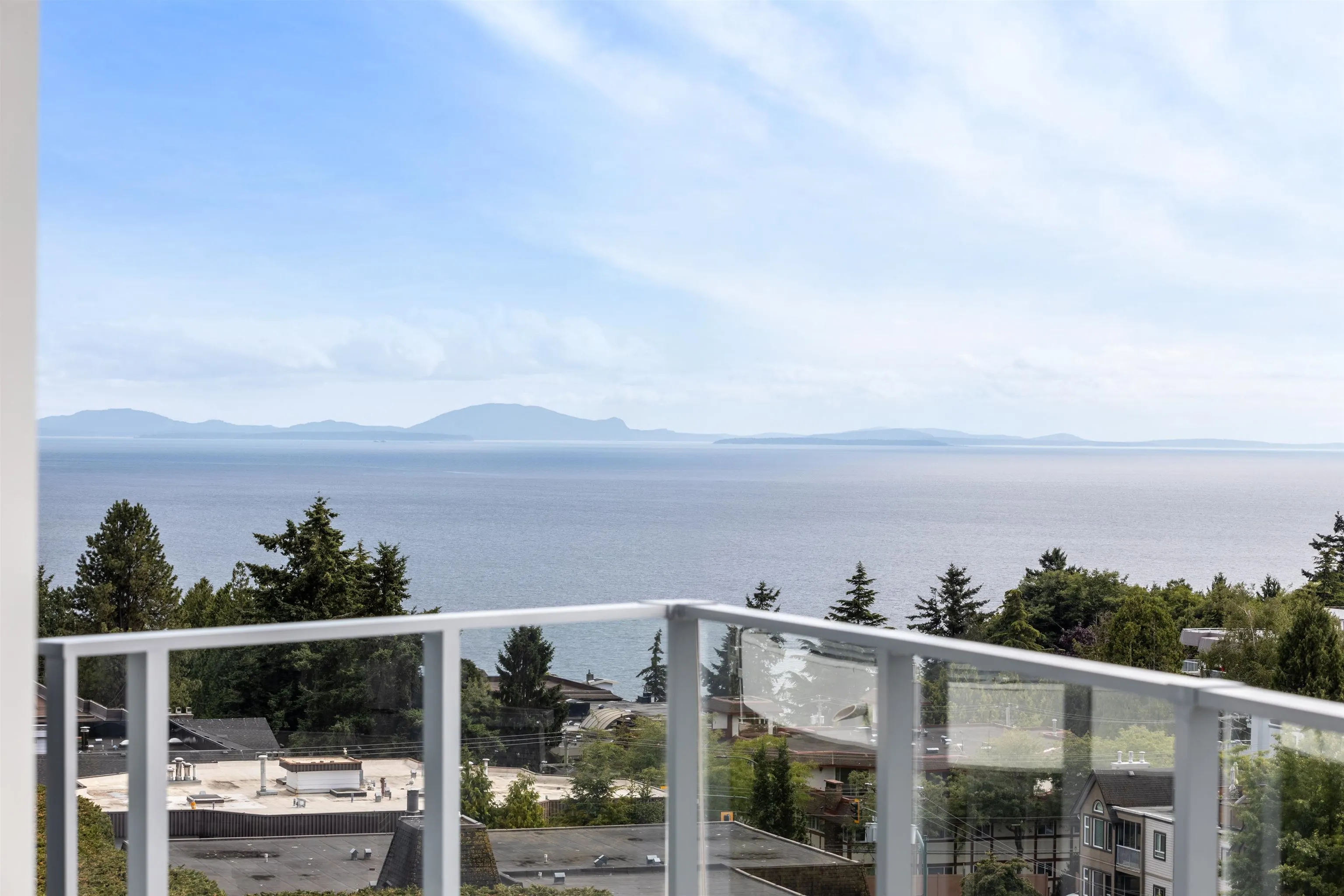 1475 Foster Street #606