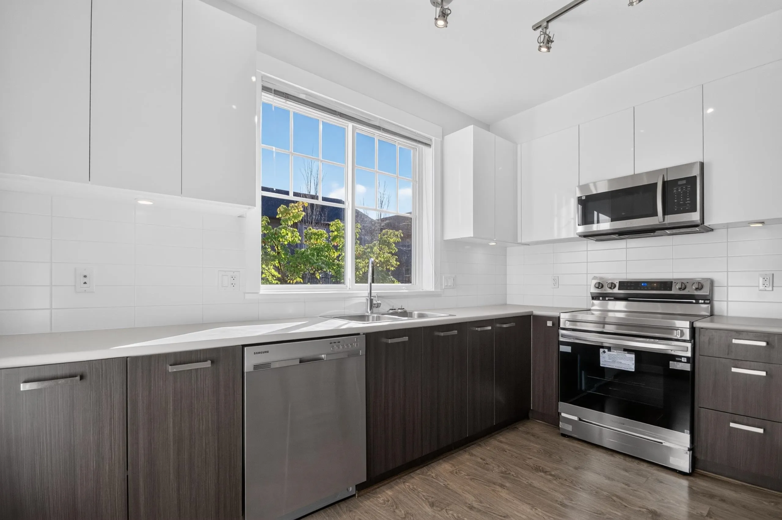 6450 187 Street #43