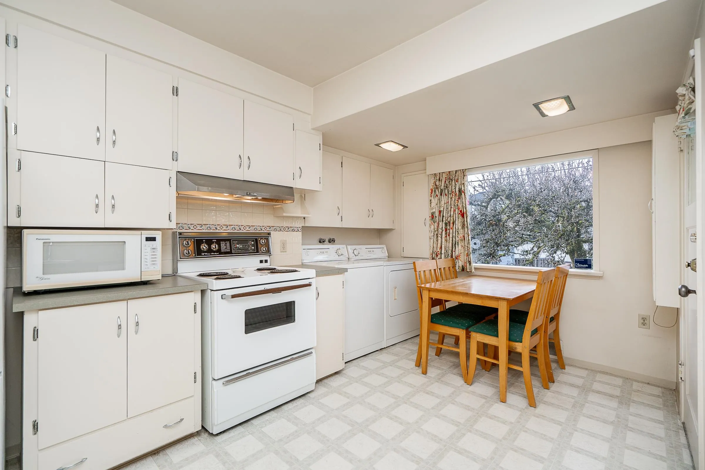 1969 W 43rd Avenue