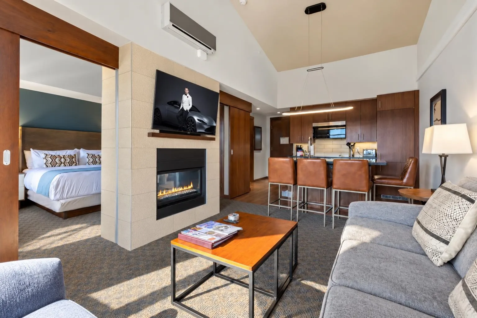 2020 London Lane #404A