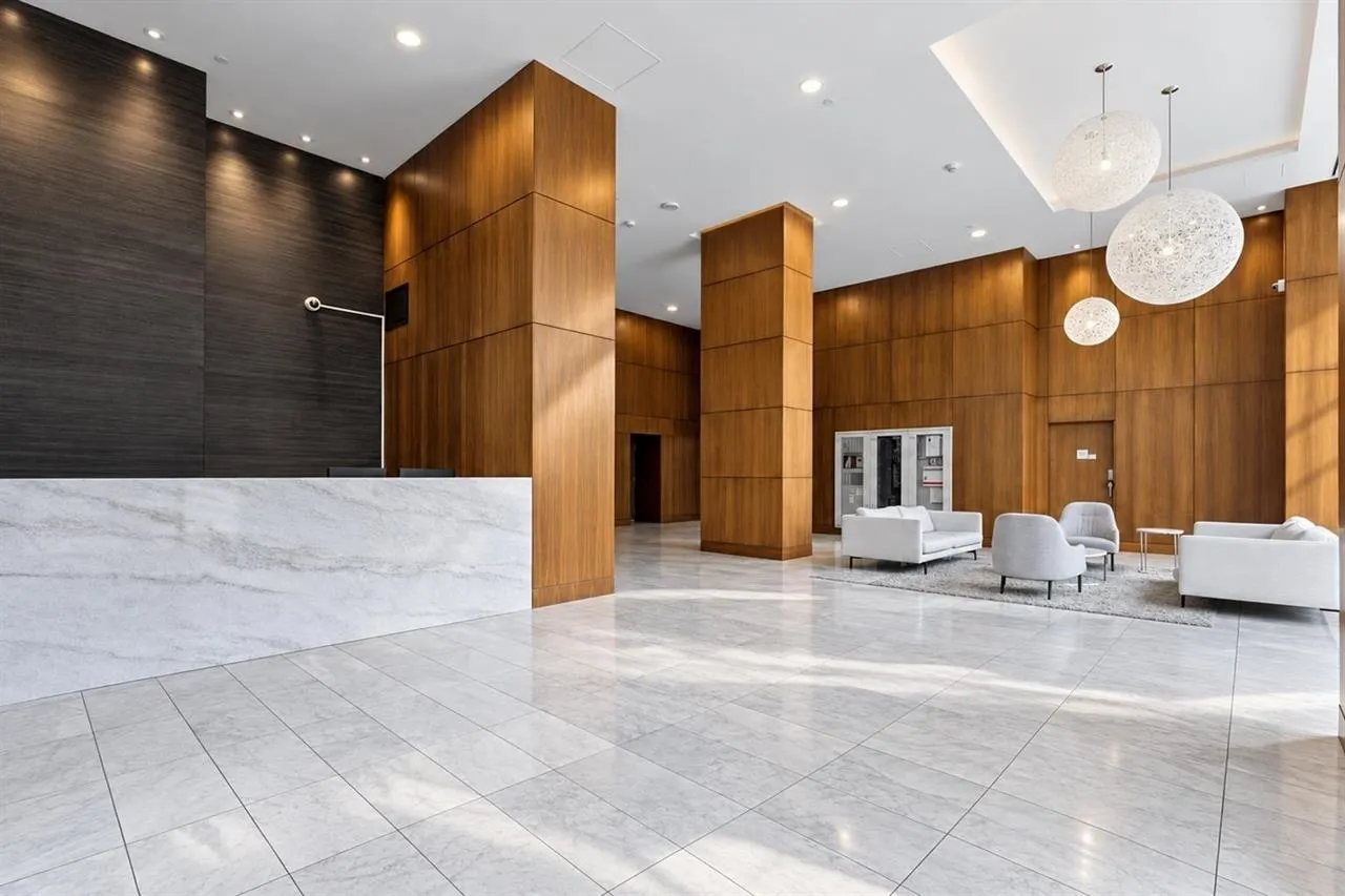 13750 100 Avenue #2211