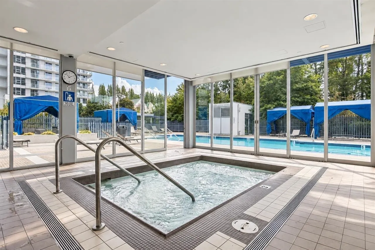 13750 100 Avenue #2211