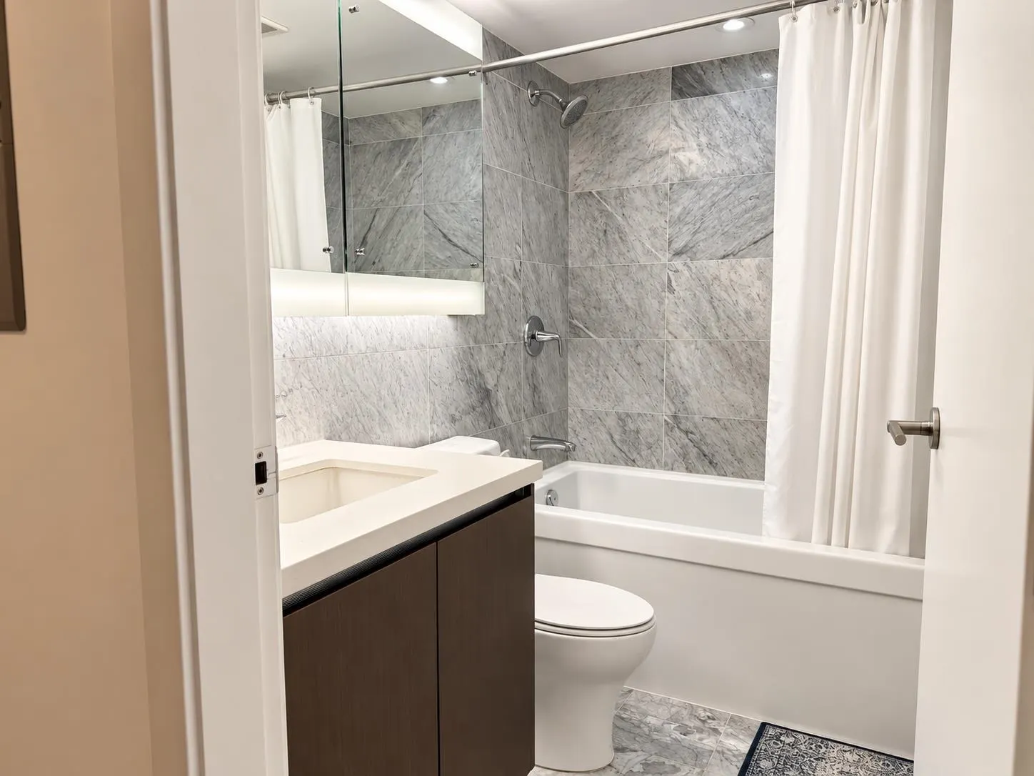 13750 100 Avenue #2211