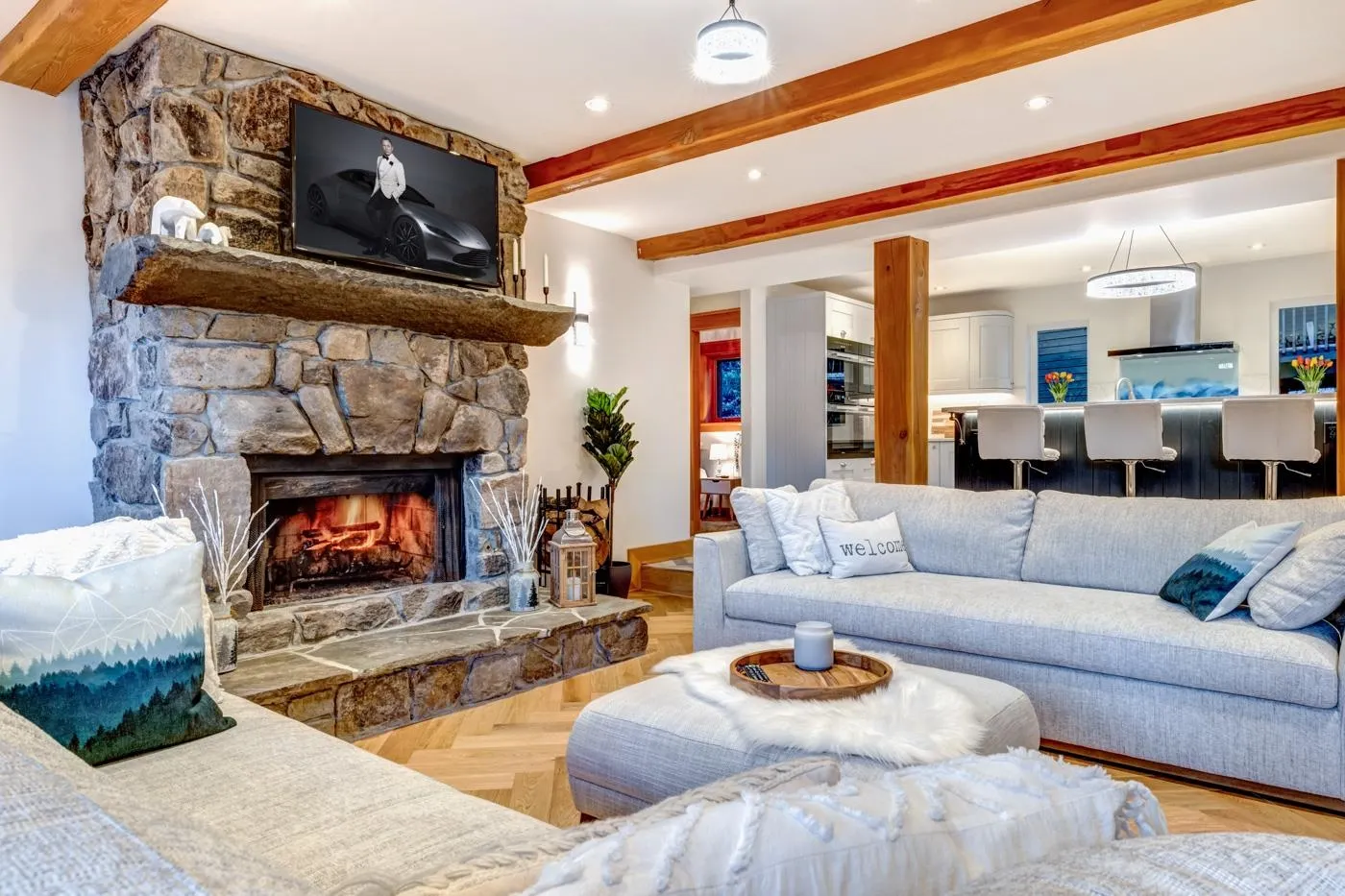 8348 Mountain View Drive