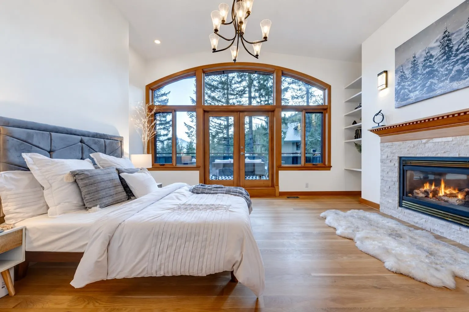 8348 Mountain View Drive
