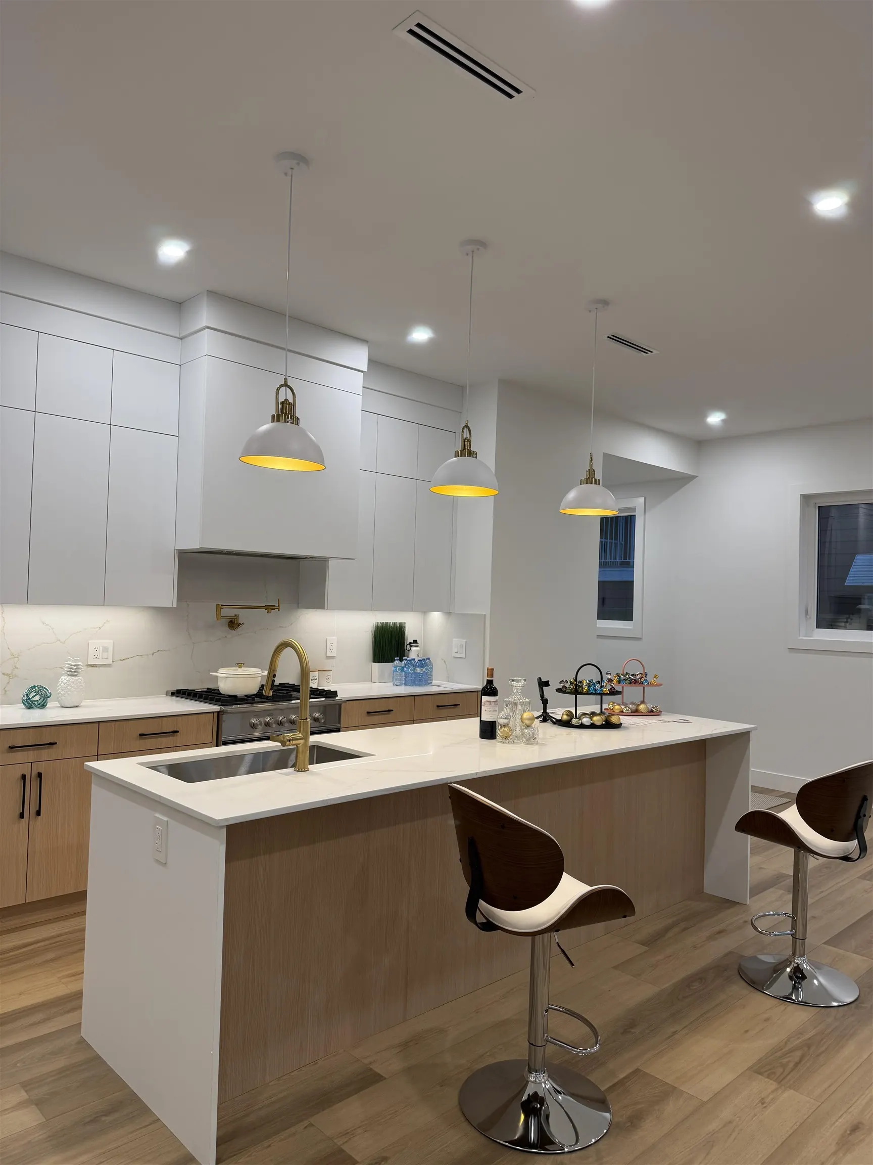 10111 Gower Street #1