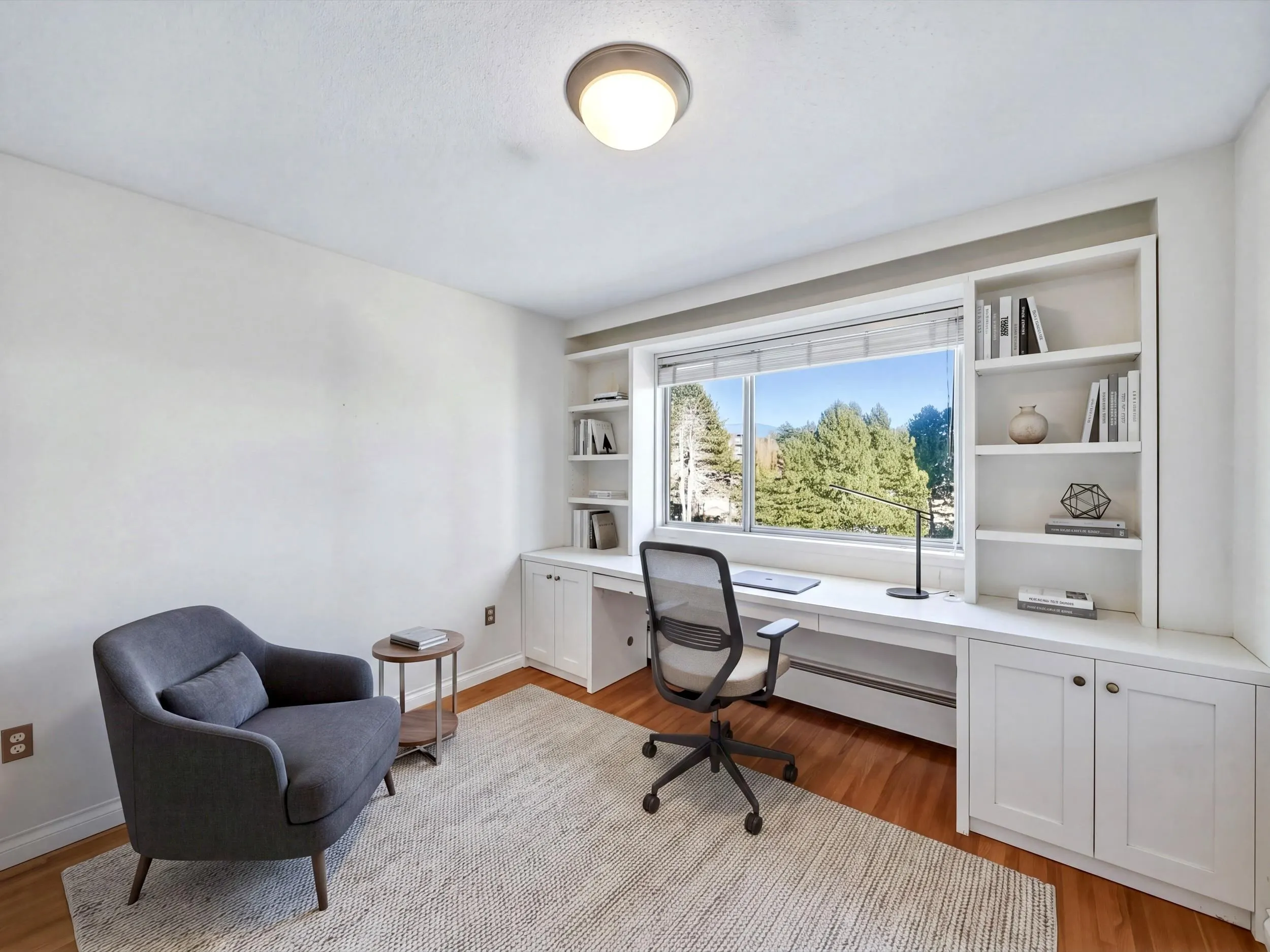 2246 Bellevue Avenue #702