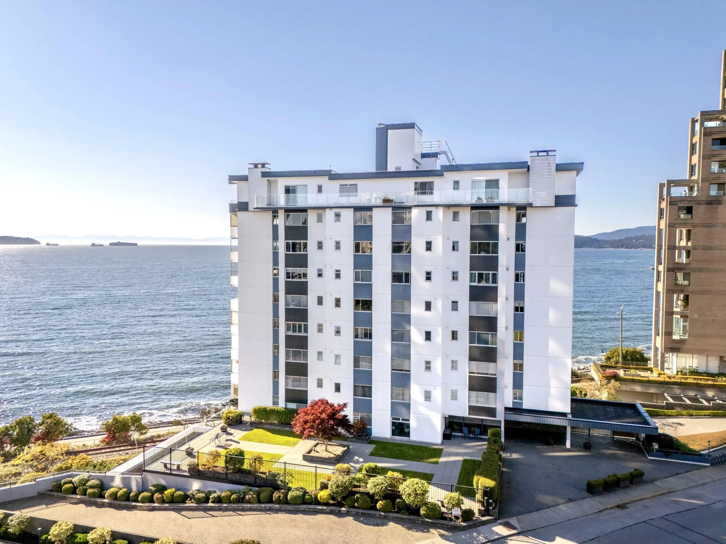 2246 Bellevue Avenue #702