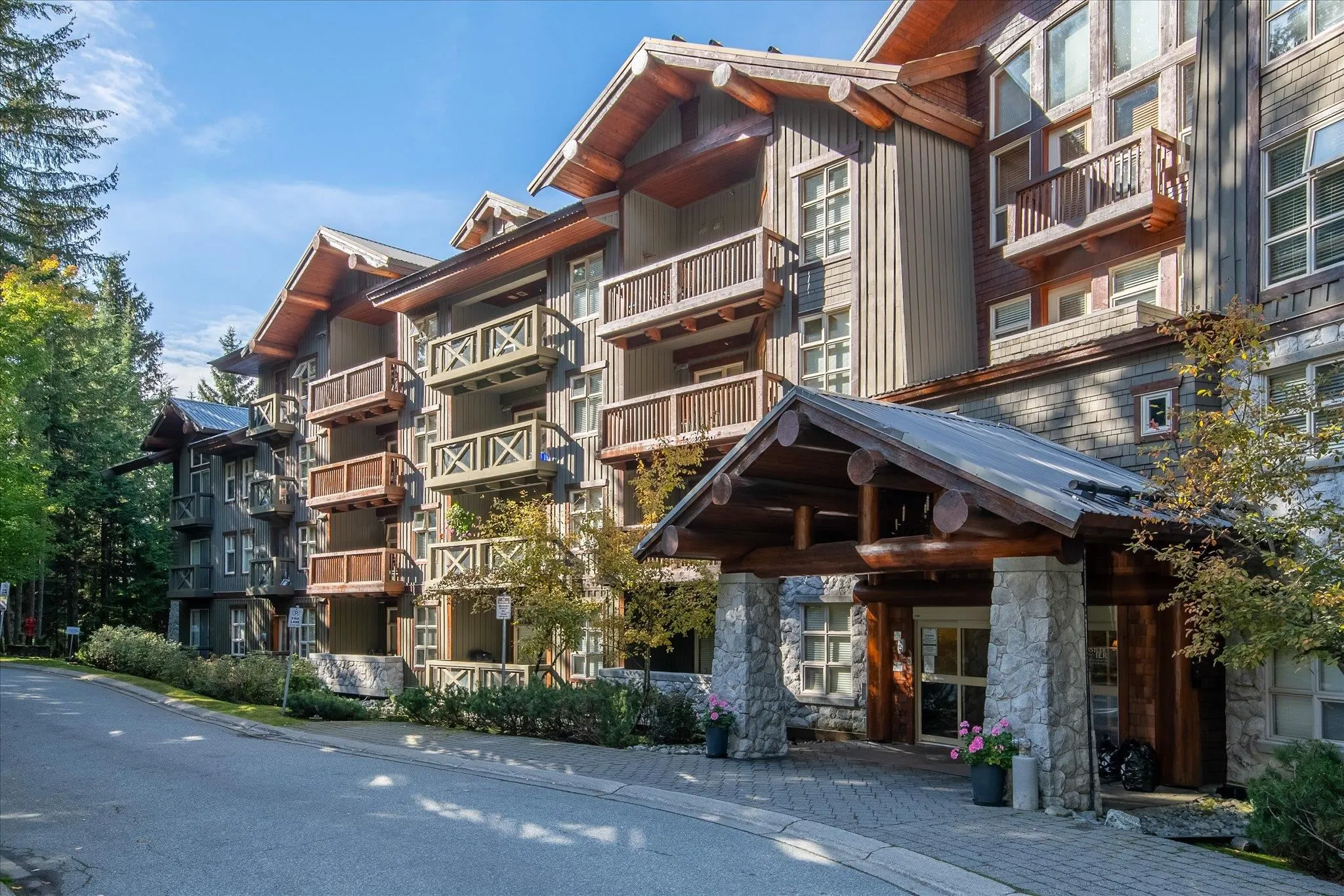 4660 Blackcomb Way #318