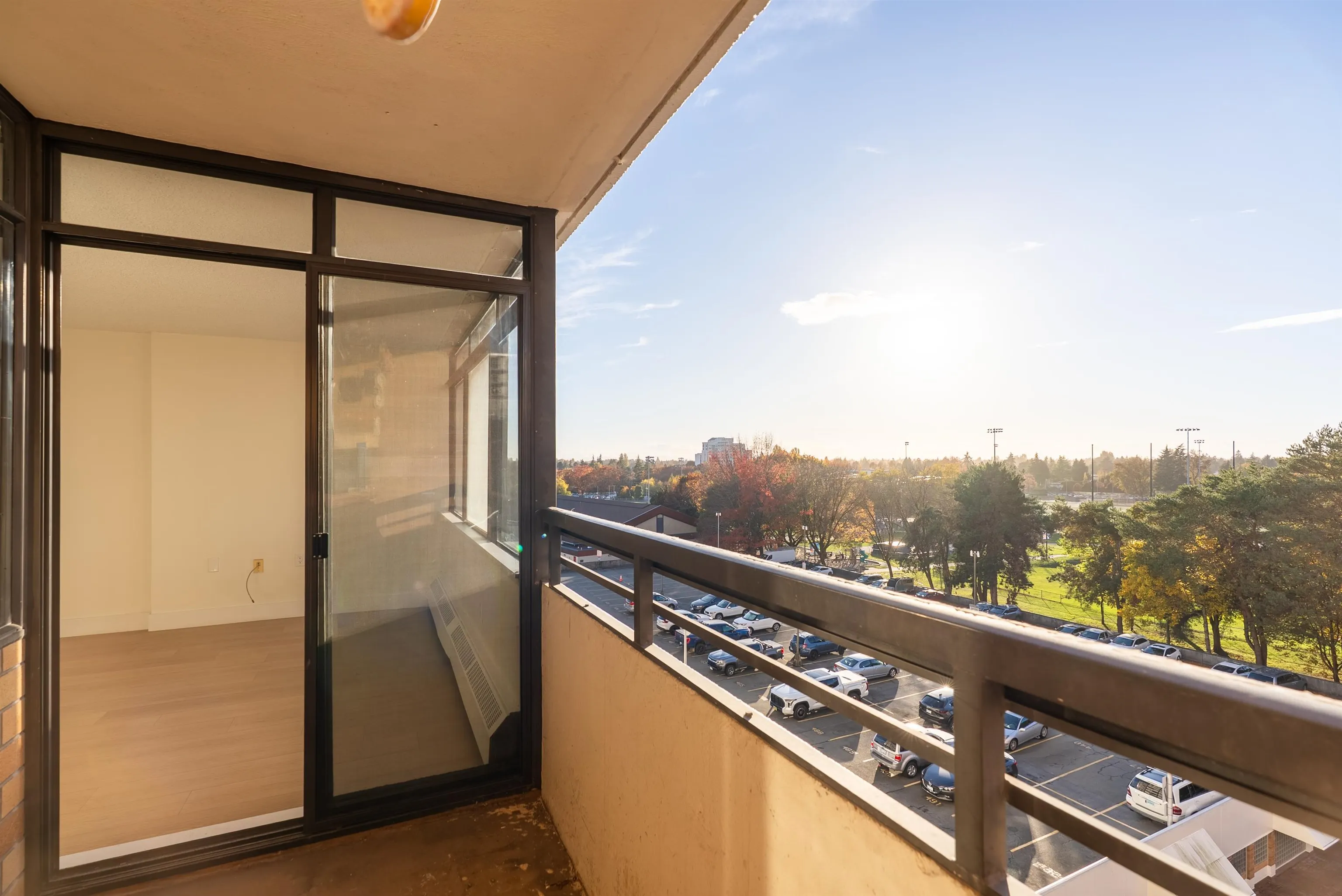 6631 Minoru Boulevard #807